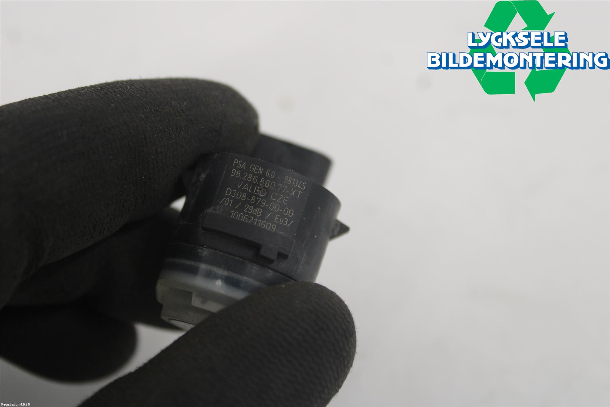 Opel MOKKA 21- Parkeringshjälp Backsensor