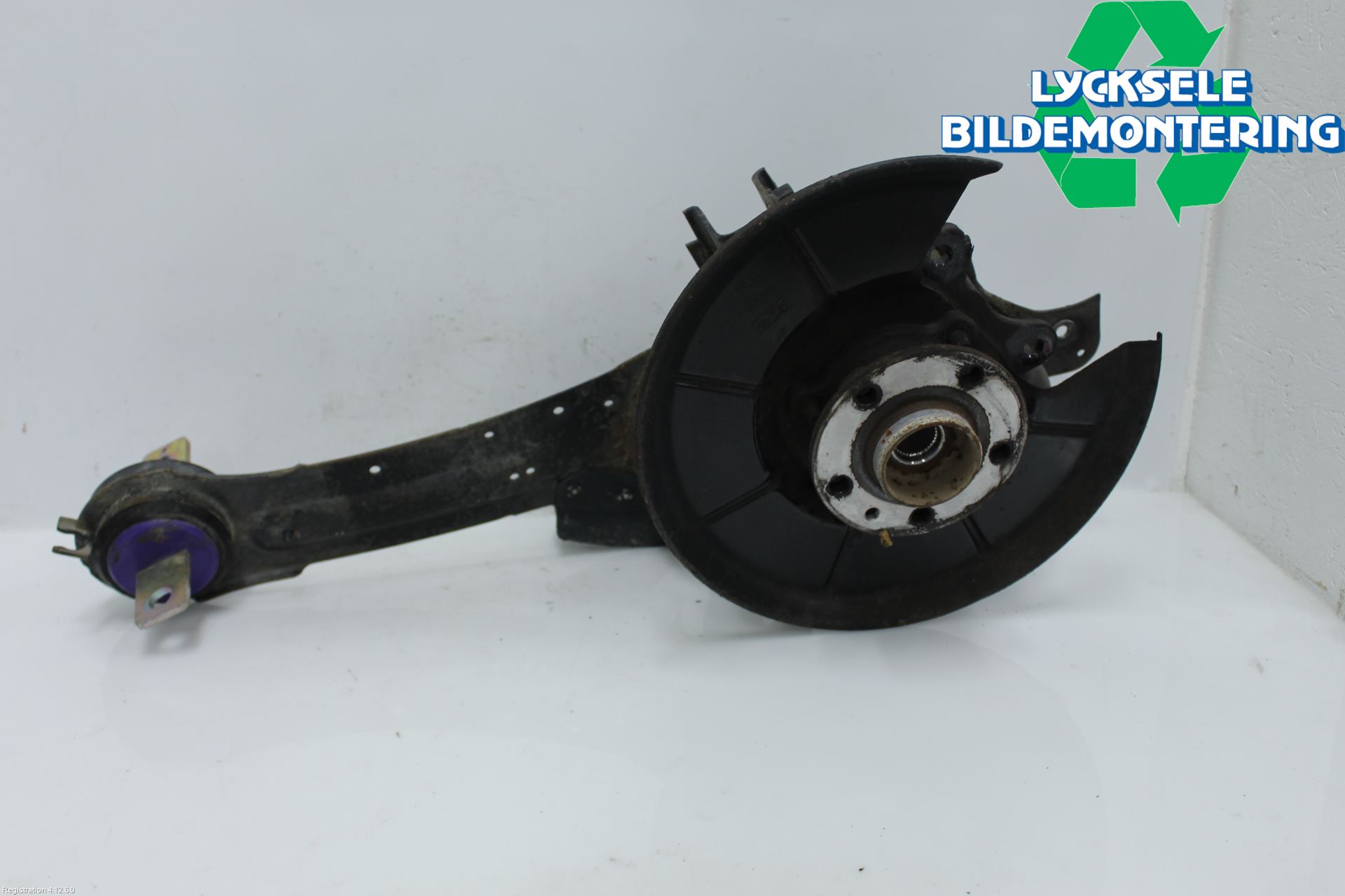 Volvo XC70 08-13 Hjullagerhus Bak Vä