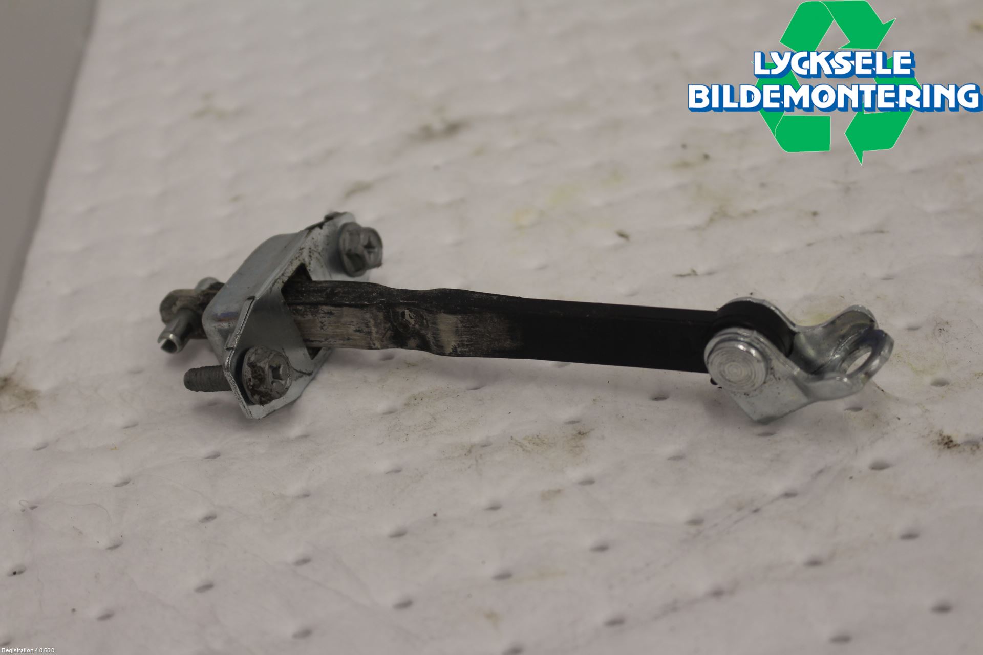 Suzuki SX4 S-CROSS 14-21 Dörrstopp