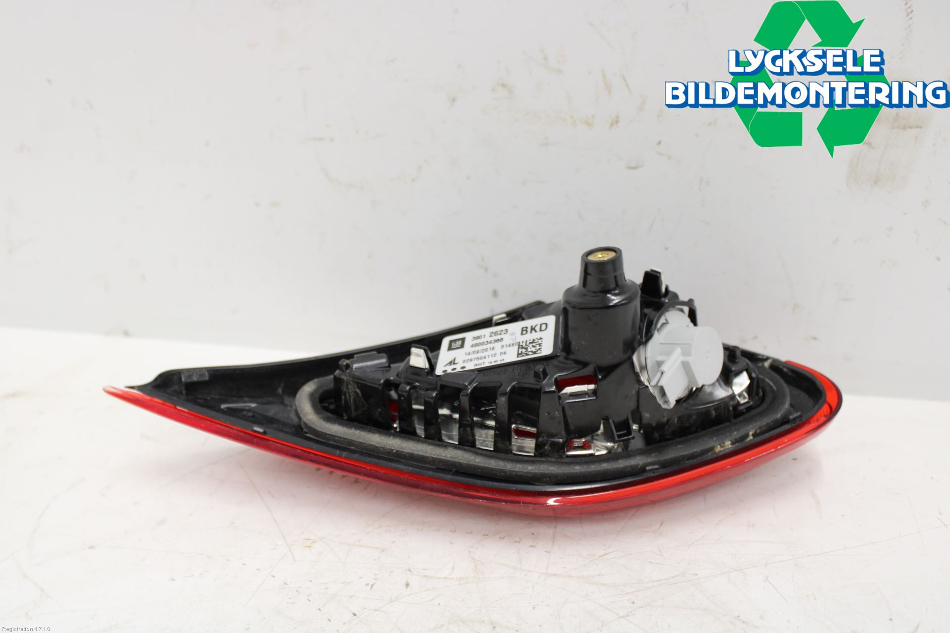 Opel CORSA E 15-19 Bakljus Lucka Vä