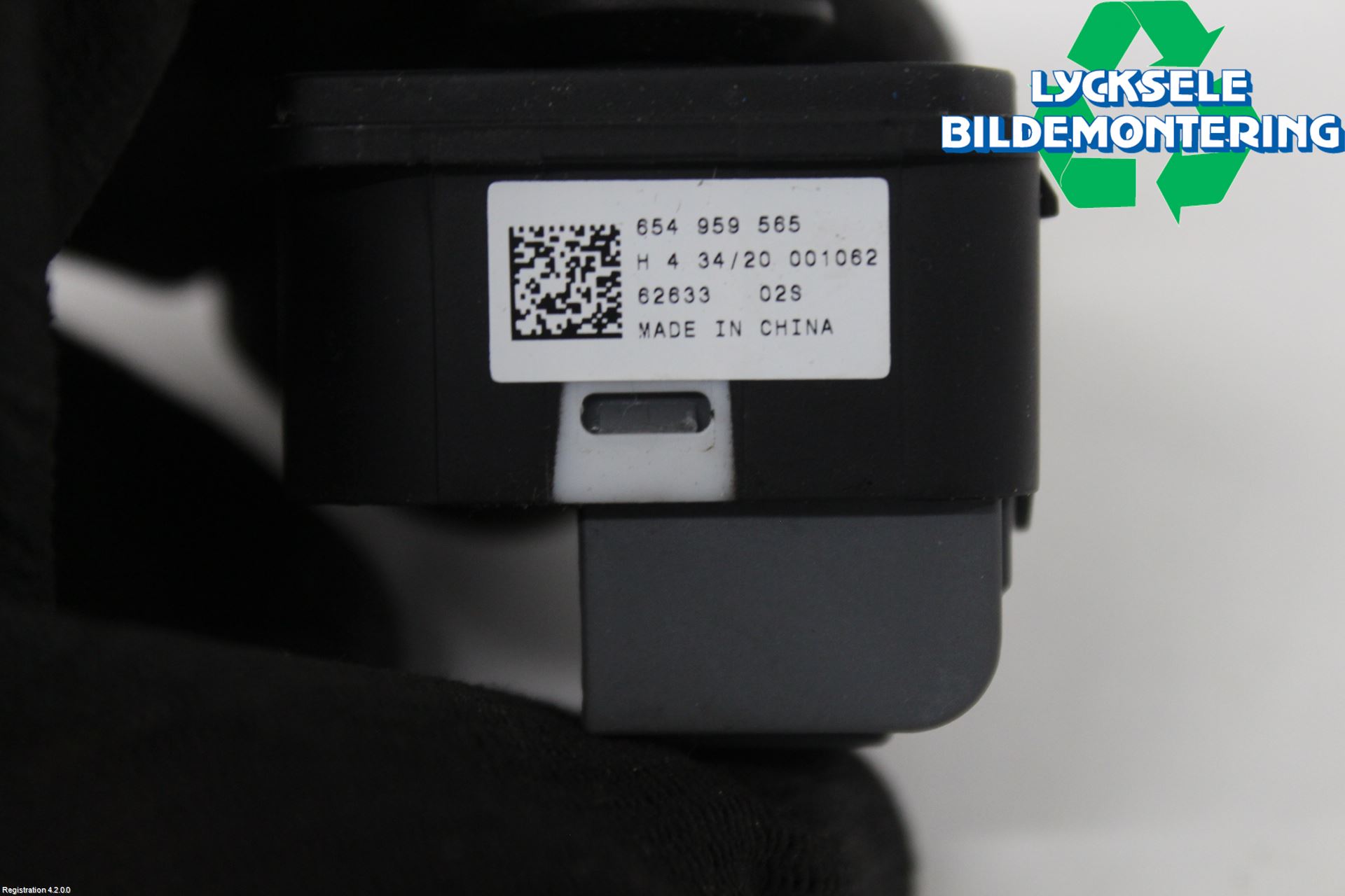 Skoda KAMIQ 20- Strömställare Spegel