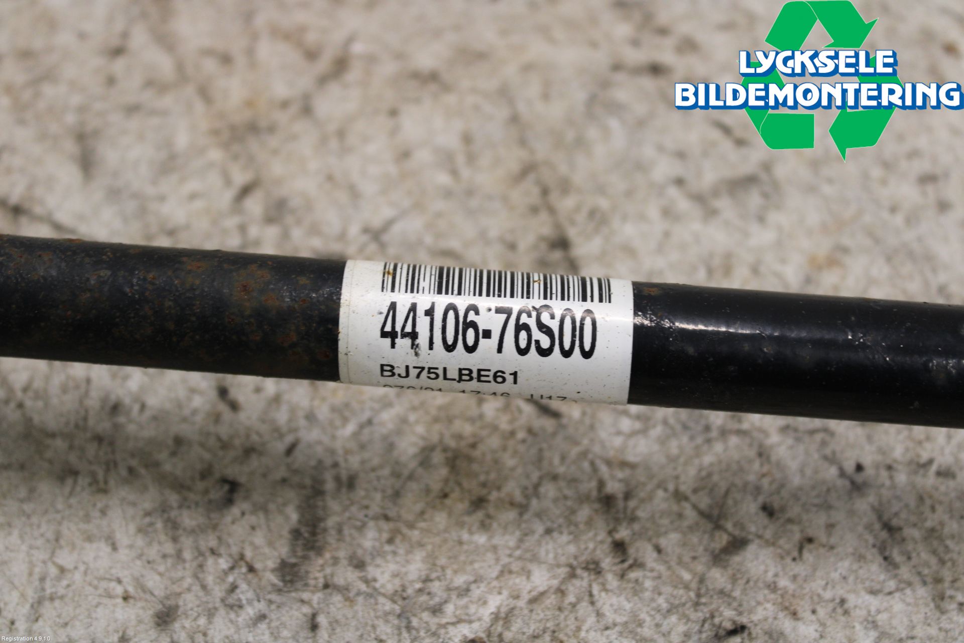 Suzuki SX4 S-CROSS 22- Drivaxel Bak Vänster