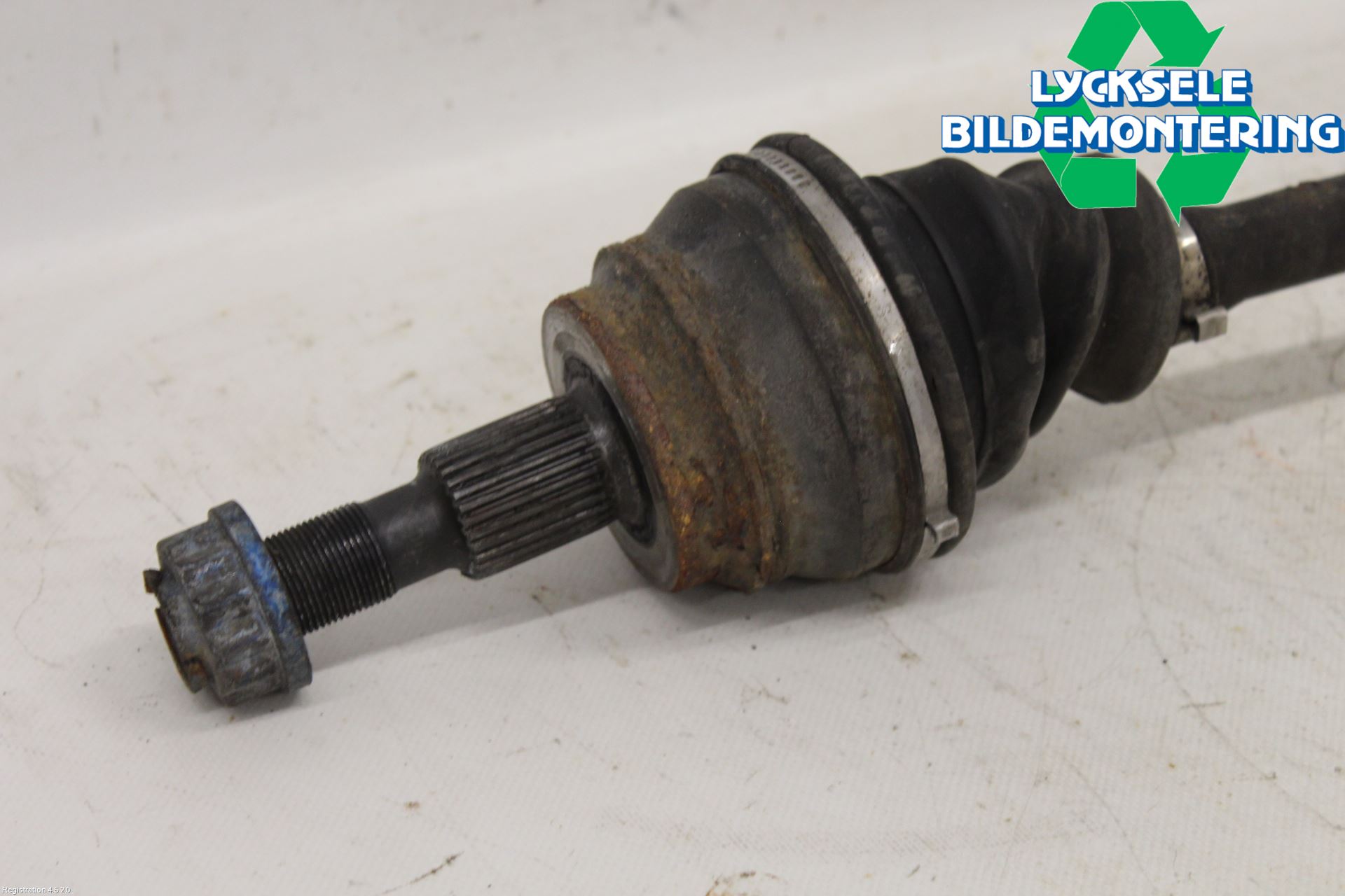 Mercedes-Benz MB GL/GLS-KLASS (X166) 12-19 Drivaxel Fram Vänster