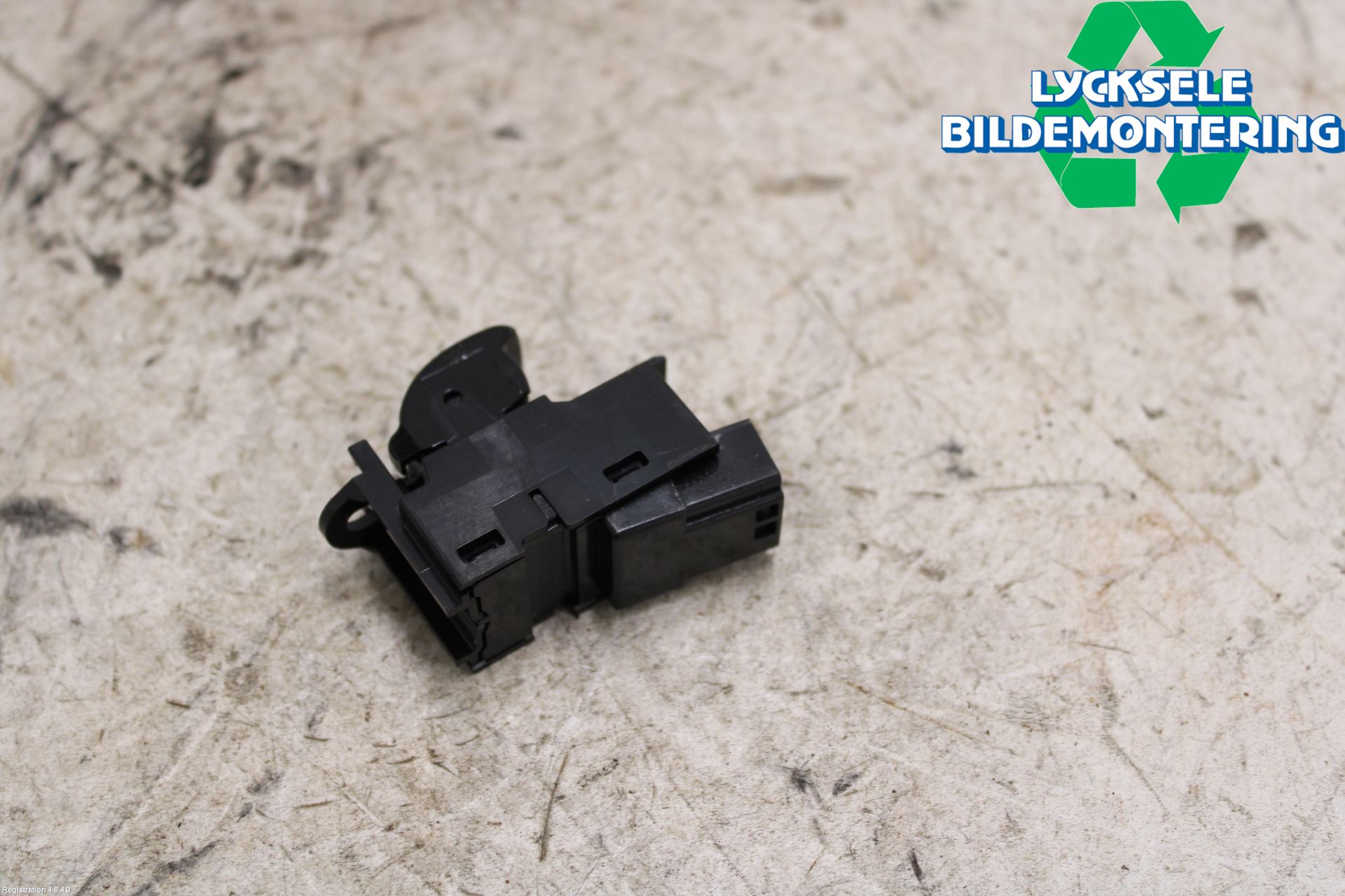 Volvo V90 17->> Strömställare Elhiss