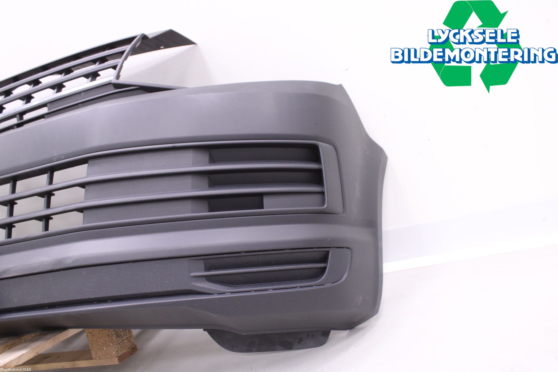Volkswagen VW TRANSP/CARAVELLE (T6) 16-22 Stötfångarbeklädnad Fram