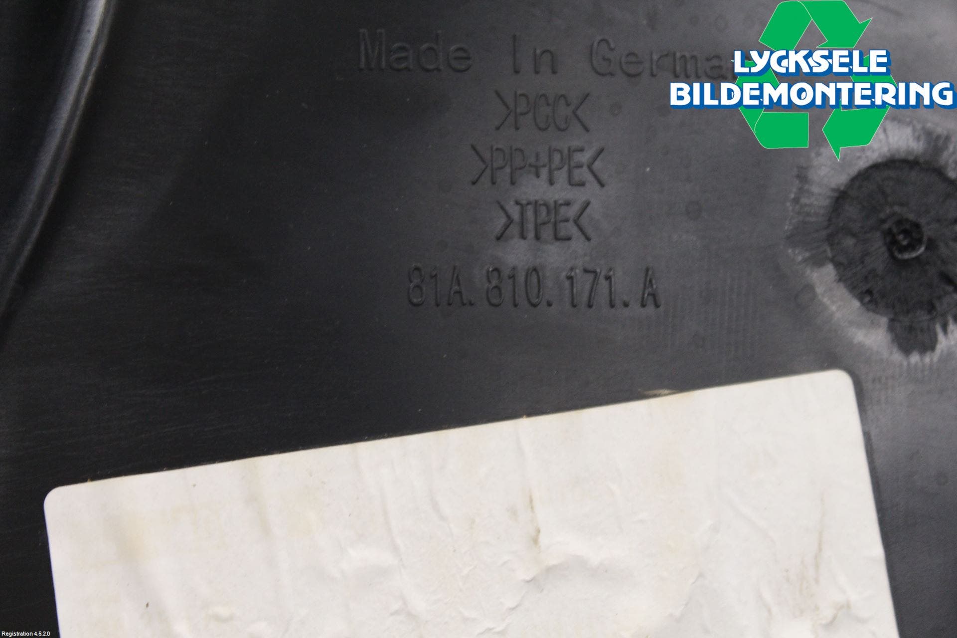 Audi Q2/SQ2 17- Skärm Inner