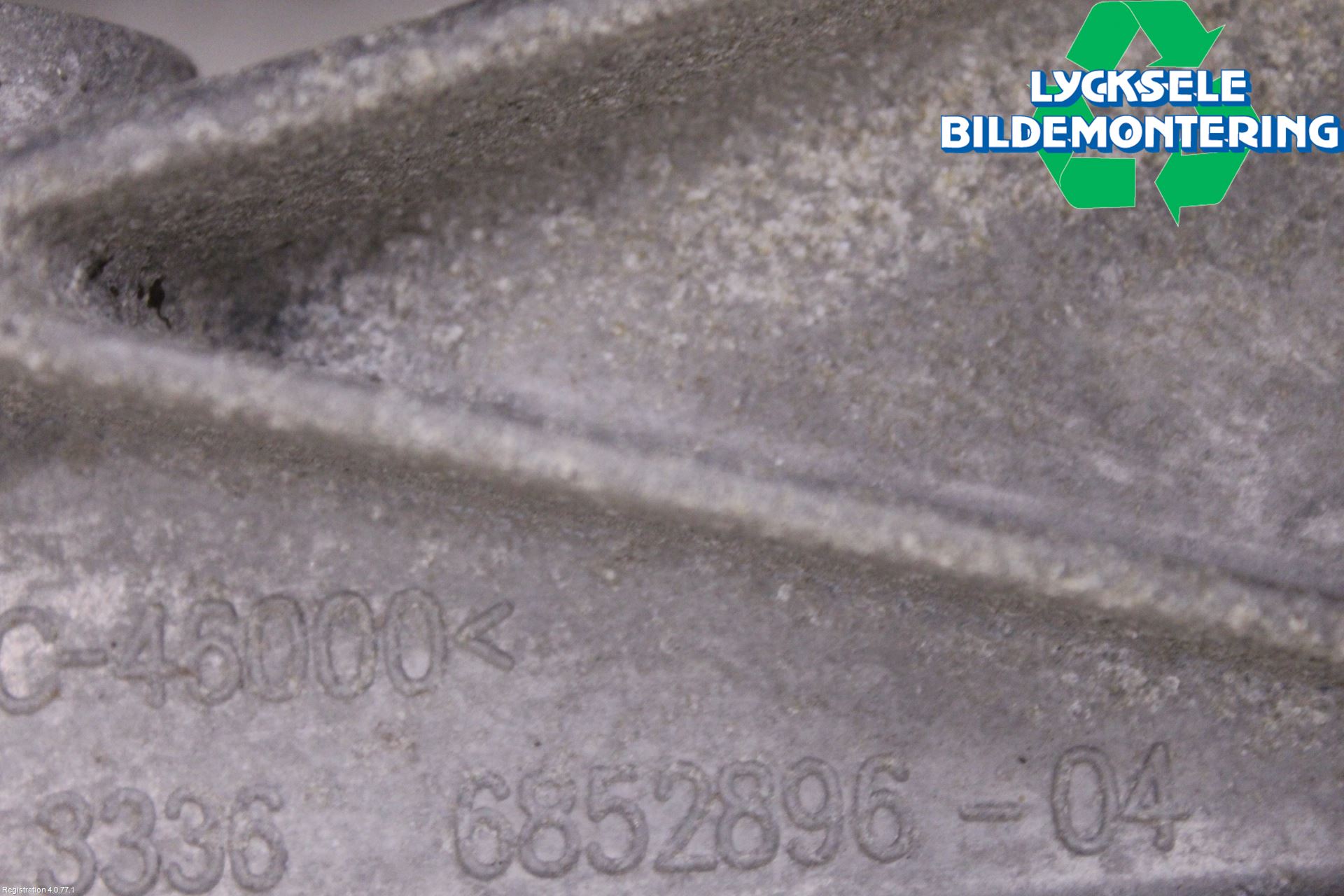 BMW X1 F48 15-22 Bakaxelbalk