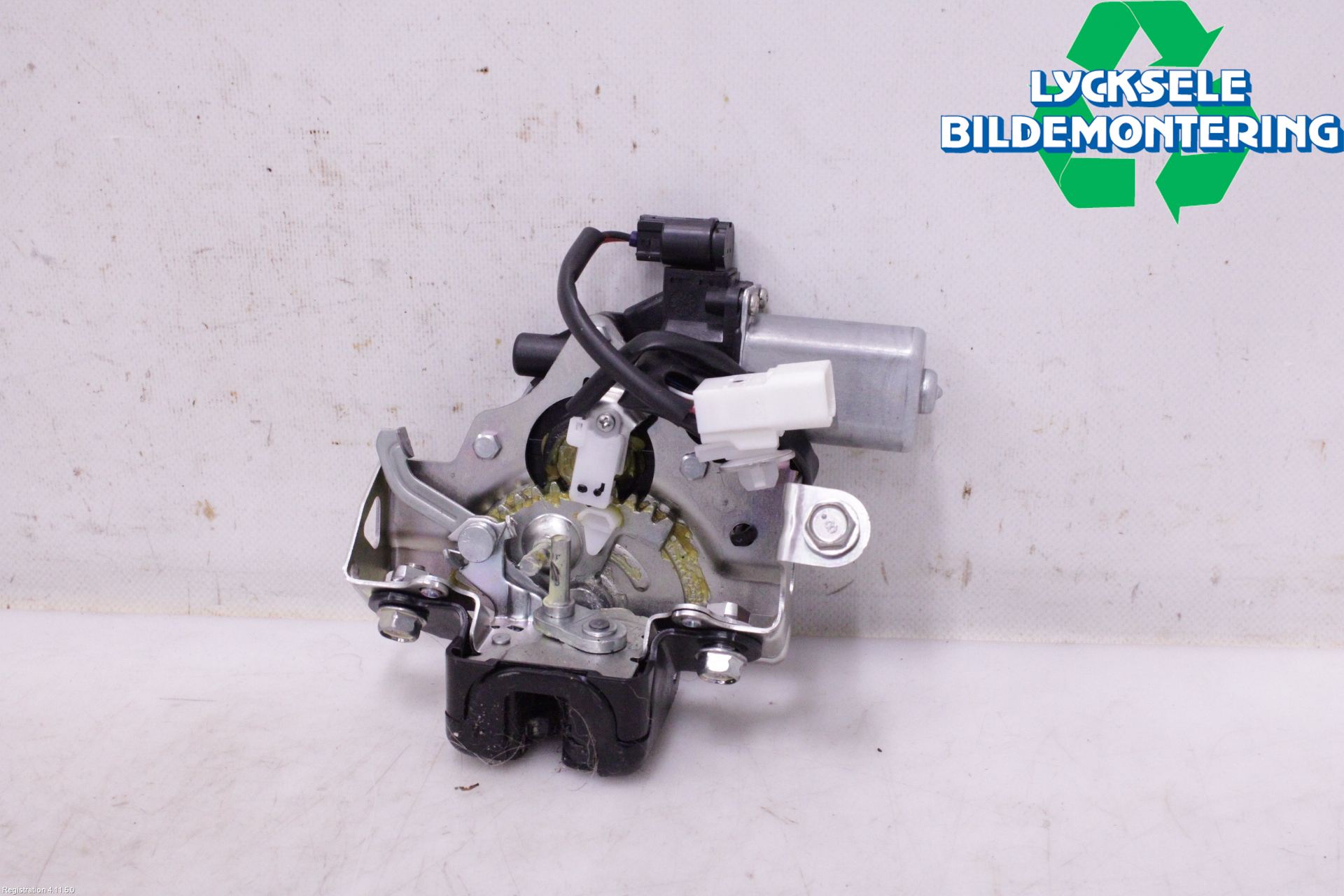 Subaru OUTBACK 21- Låskista Baklucka