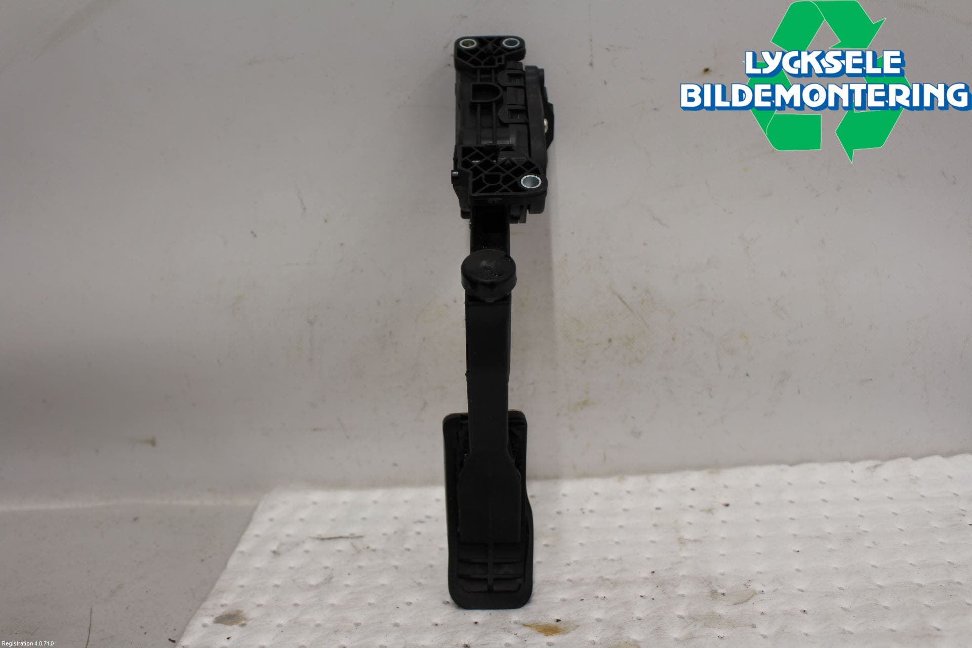 Volkswagen VW AMAROK 2H 10-22 Gaspedal