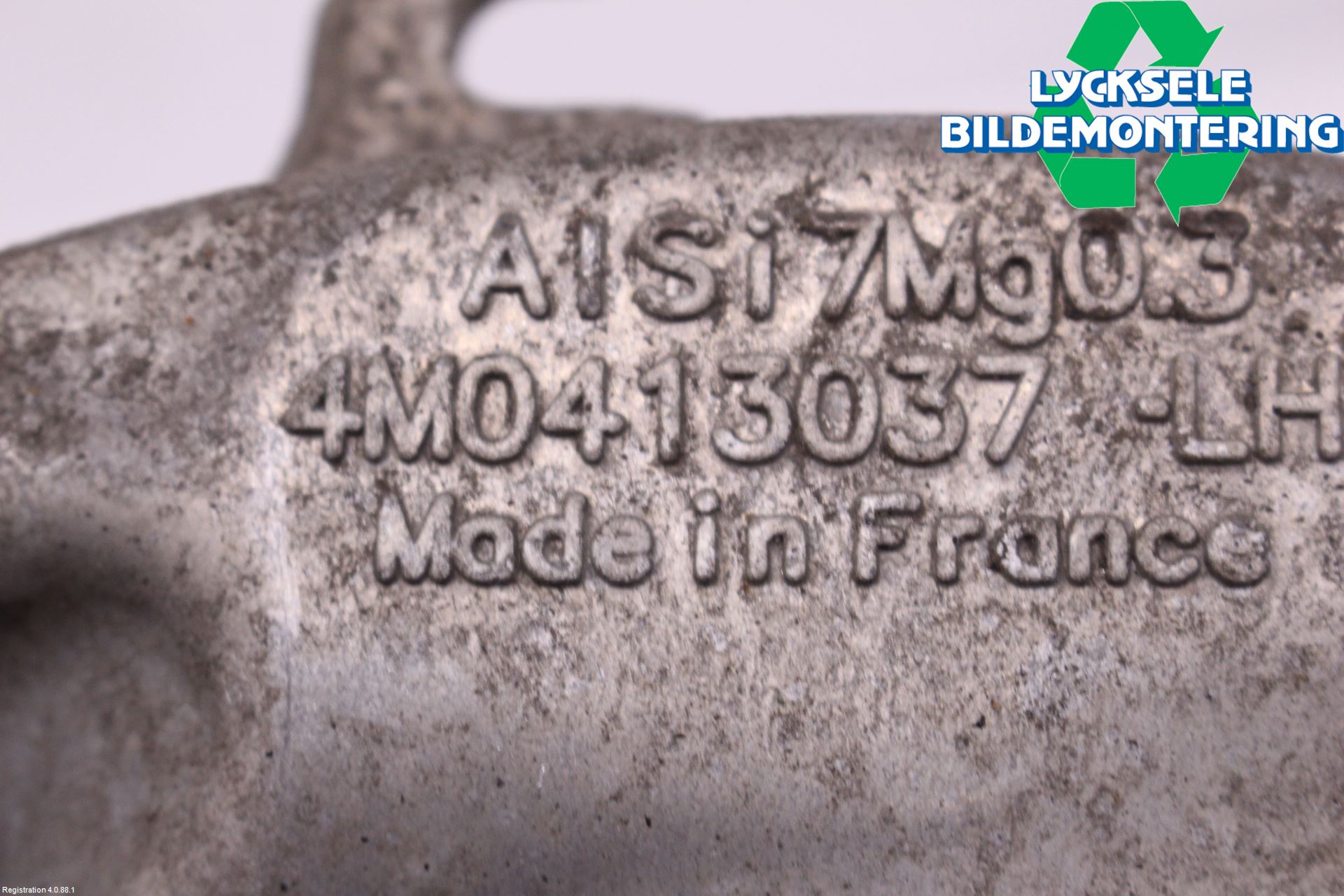 Audi A6 F2/C8 19- Fjäderben Fram Vänster