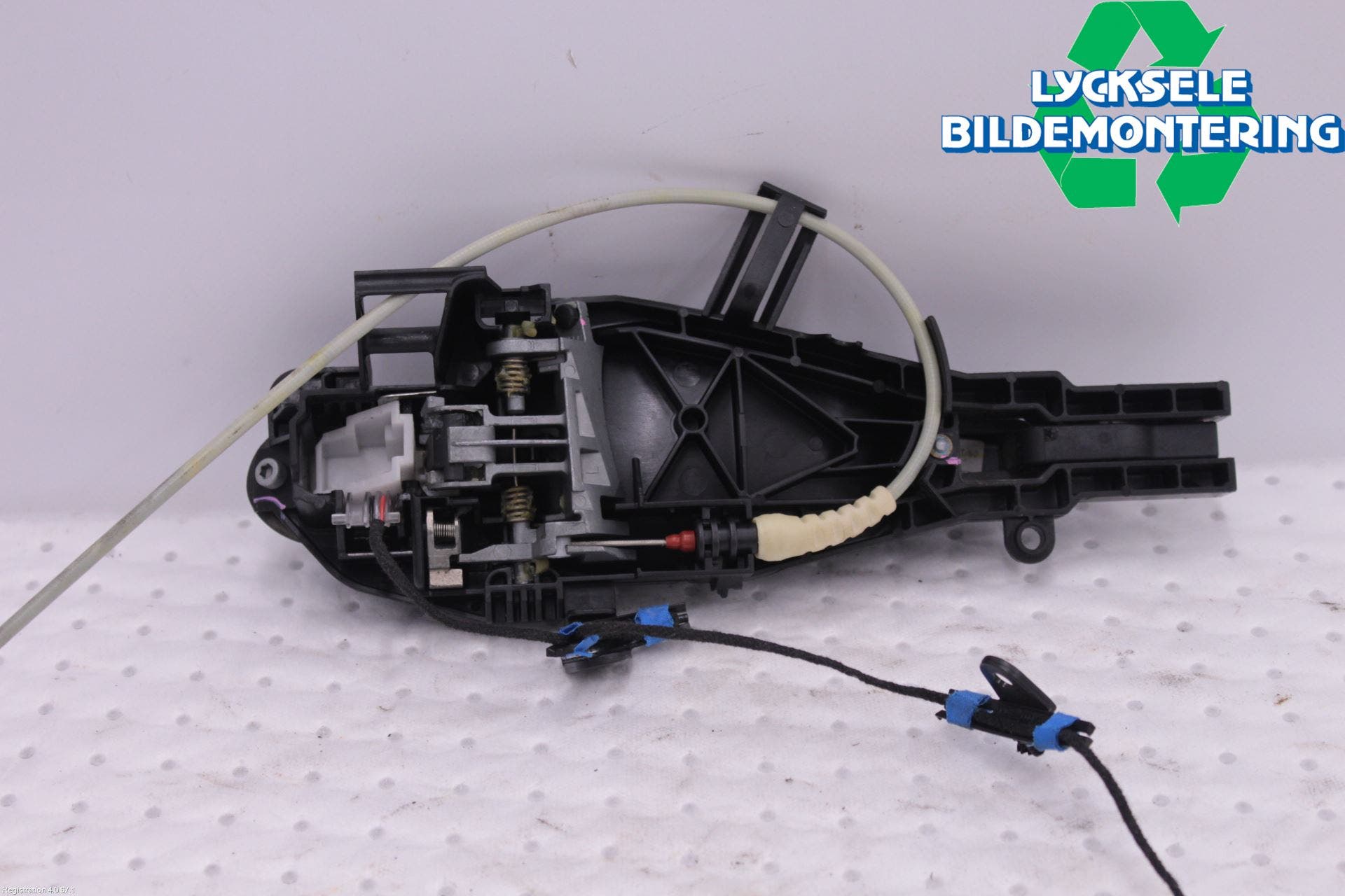 BMW X1 E84 10-15 Dörrhandtag Yttre Vä