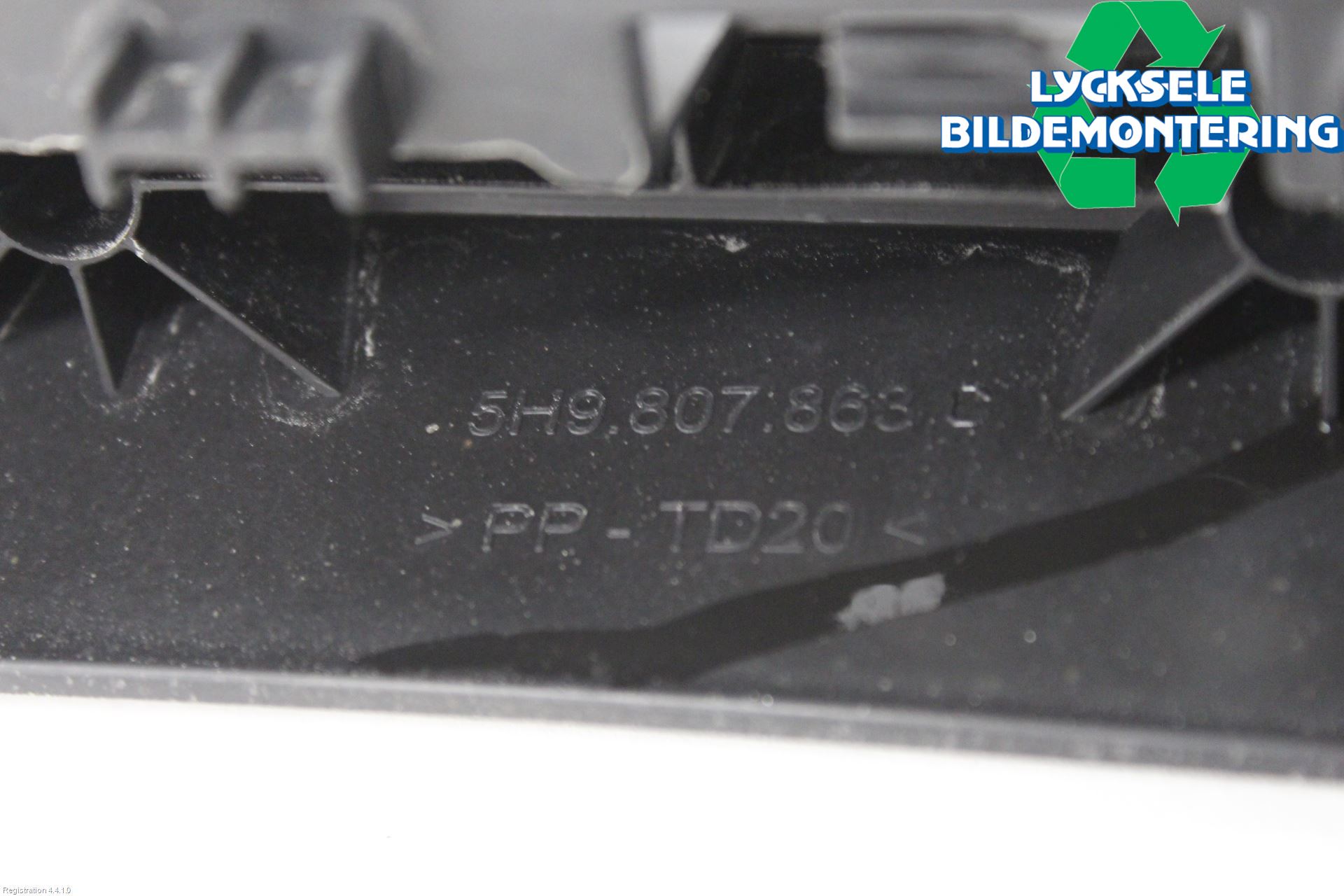 Volkswagen VW GOLF / E-GOLF VIII 20- Stötfångare Deformelement Bak