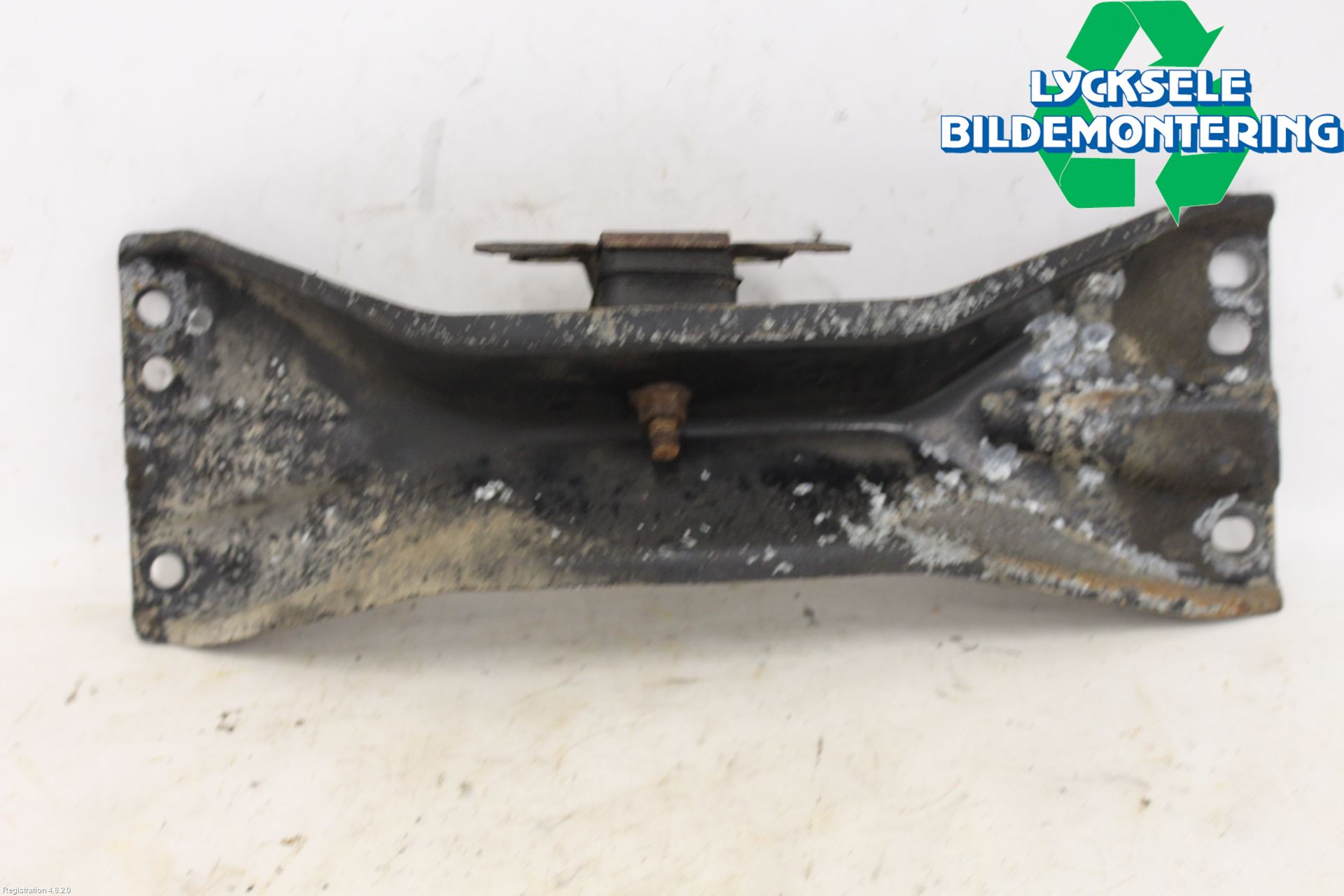 Volvo 940 91-98 Växellådsbalk