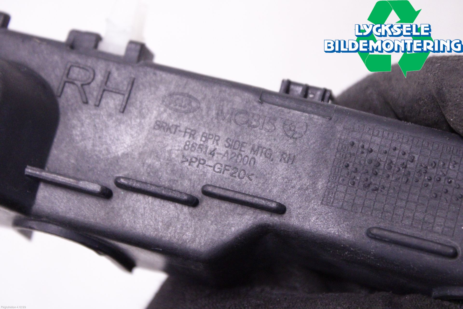 Kia CEED 12-18 Stötfångarfäste Fram Hö