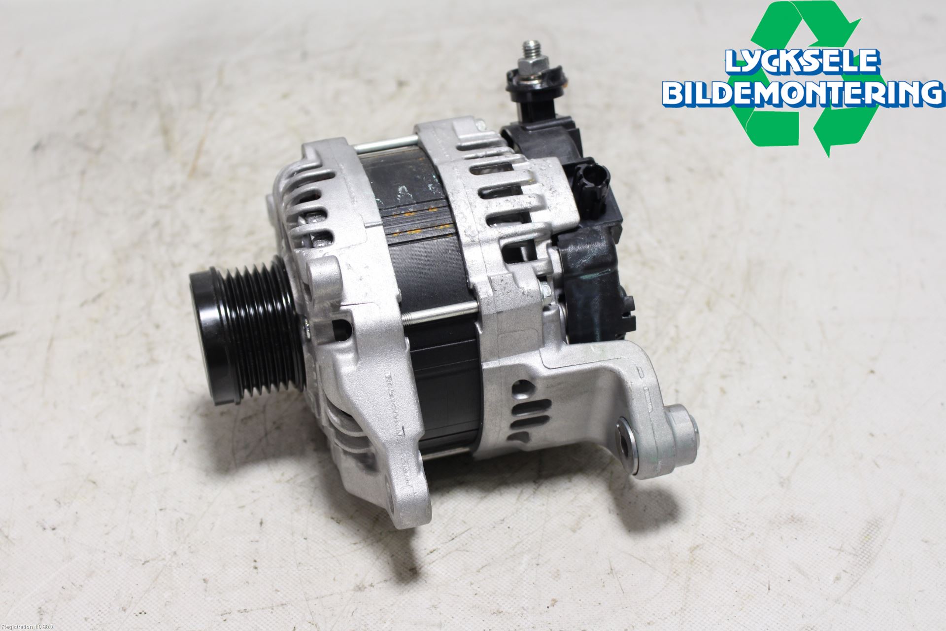 Subaru OUTBACK 15-20 Generator