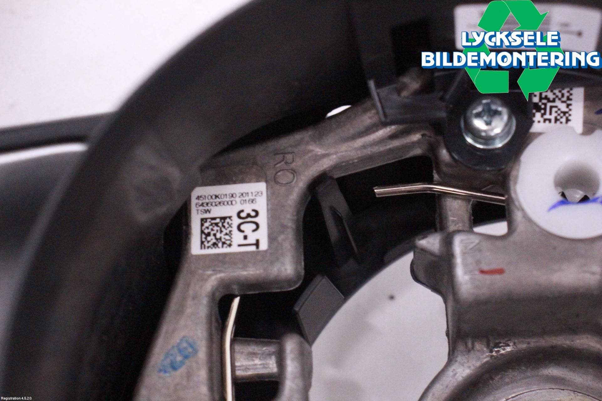 Toyota YARIS XP21 20- Ratt