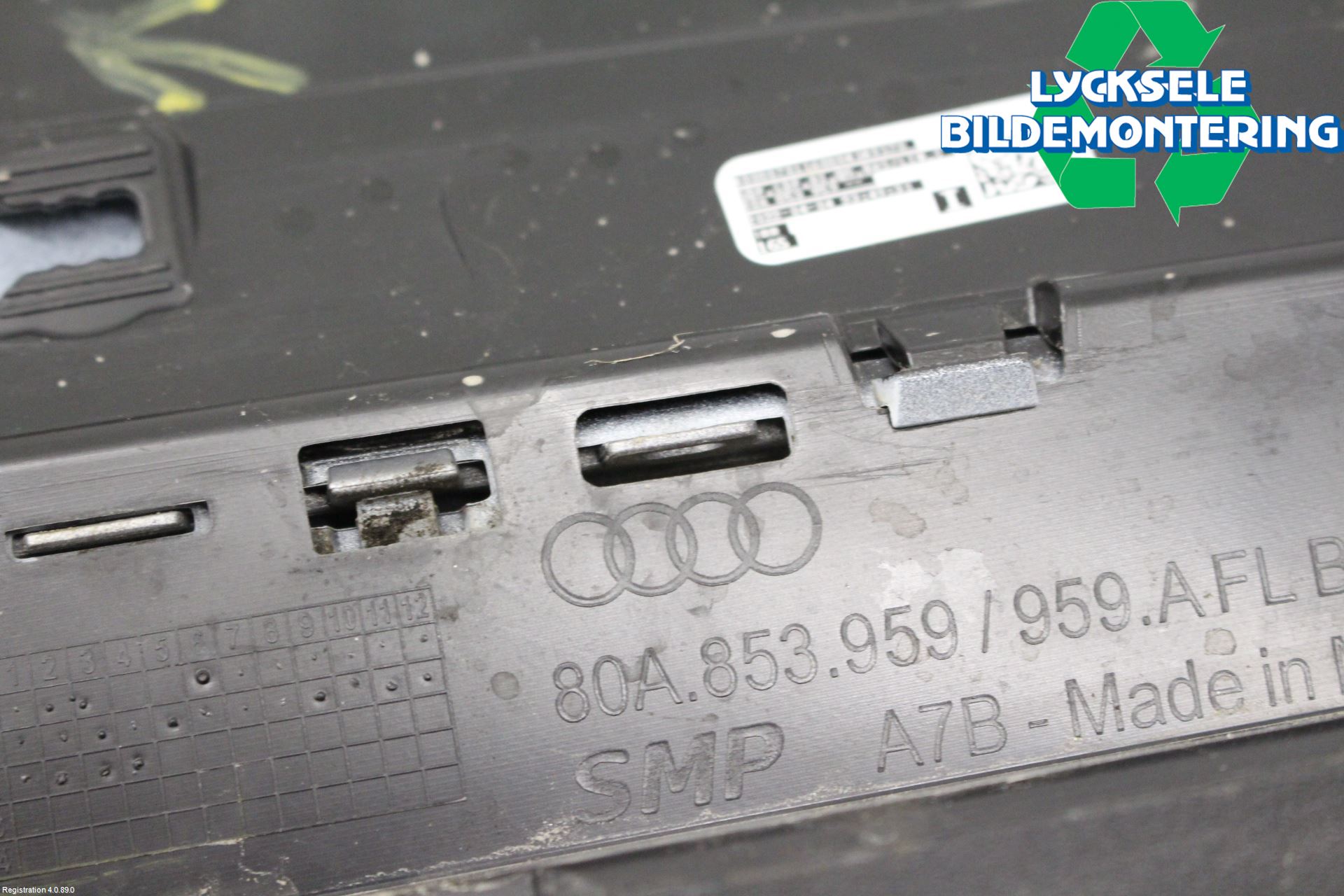 Audi Q5/SQ5 17- Dörr Dekorlist Fram Vä