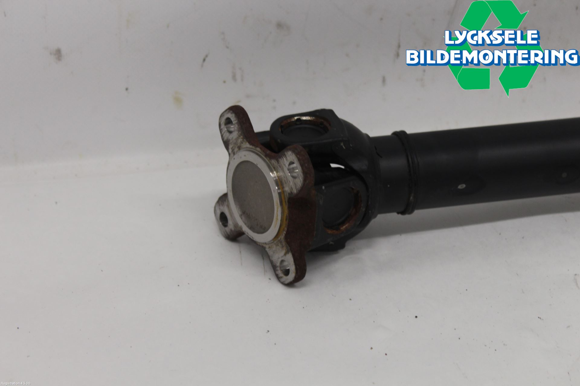 BMW 5 F10/F11/F18 09-17 Mellanaxel Främre 4Wd