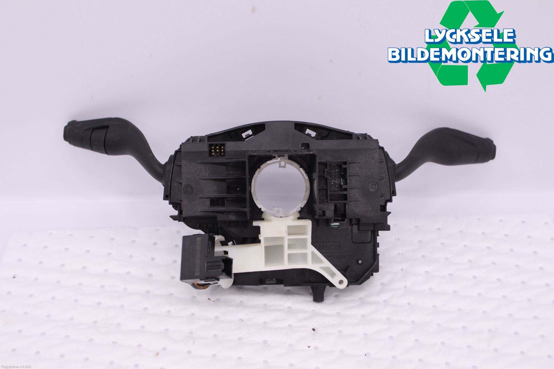 Ford KUGA 13-16 Spakcentral