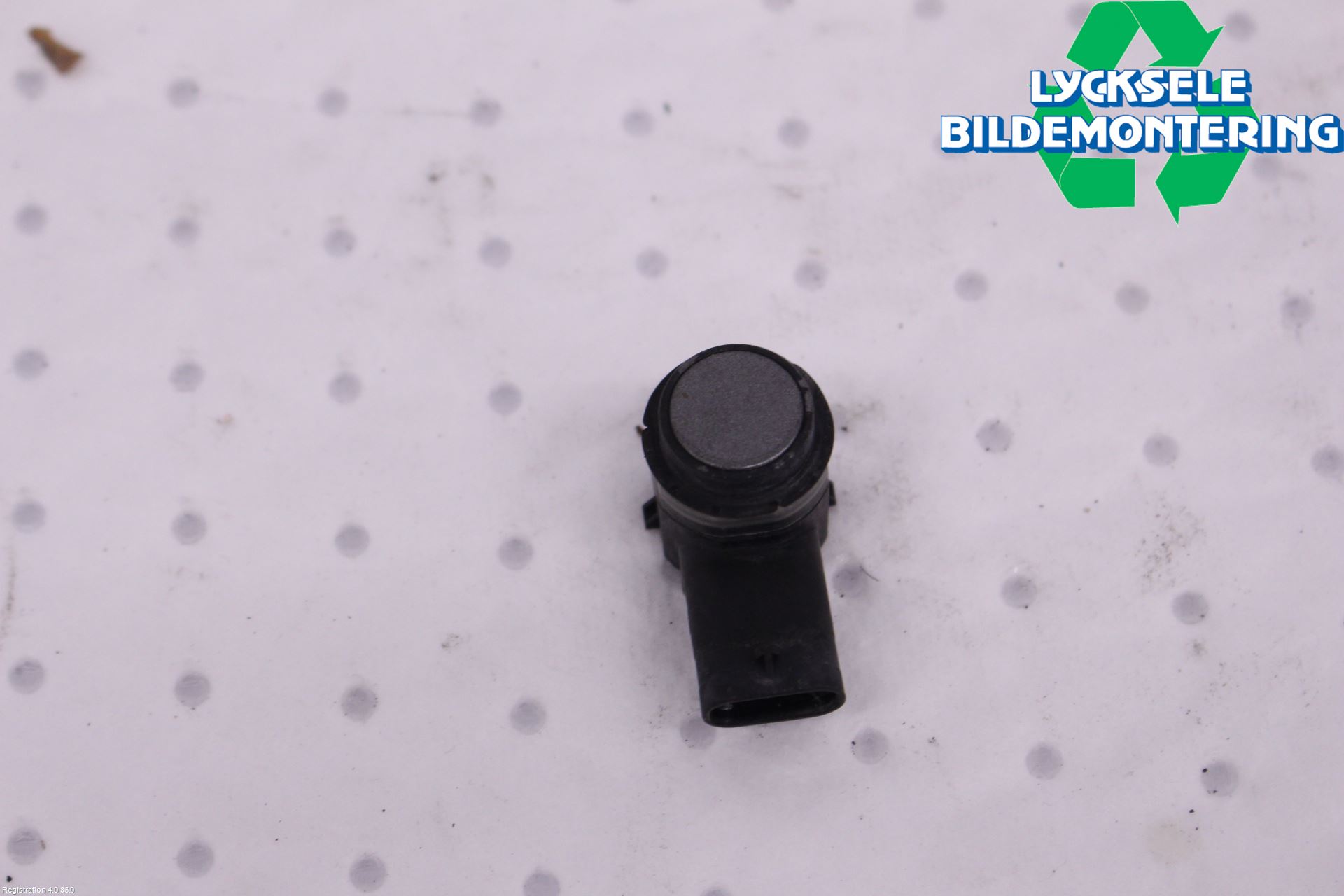 Ford KUGA 13-16 Parkeringshjälp Frontsensor