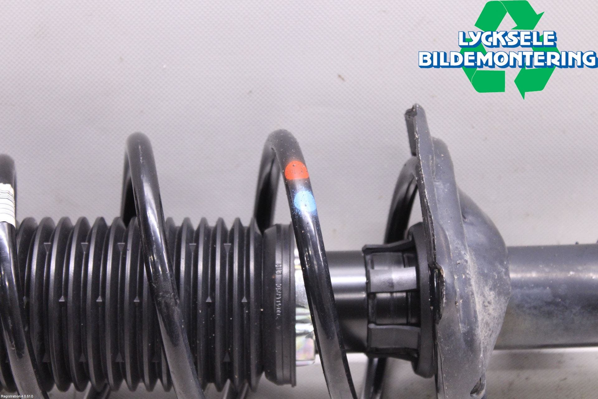 Volkswagen VW GOLF / E-GOLF VII 13-20 Fjäderben Fram Vänster