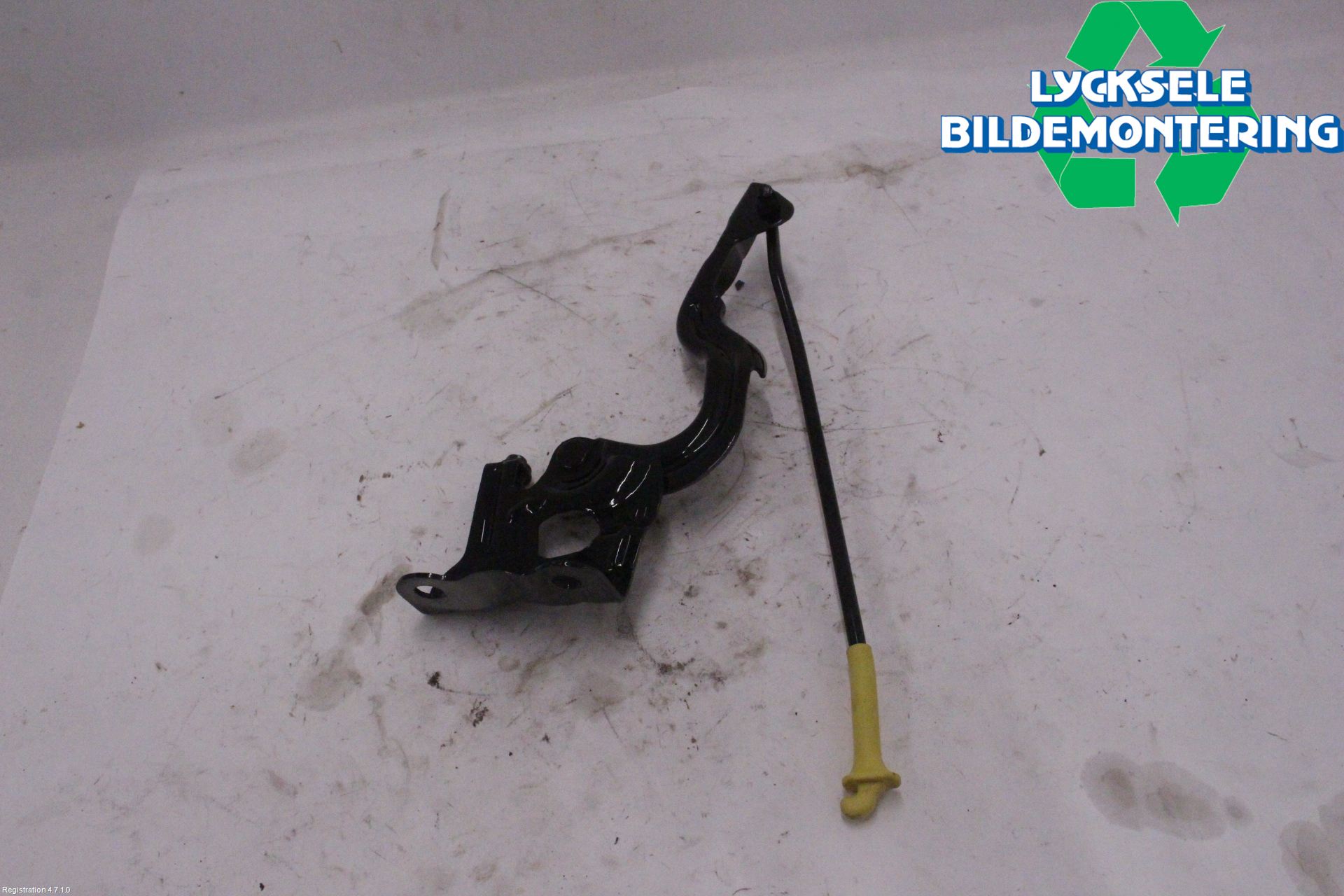 Kia PICANTO 17- Huvgångjärn