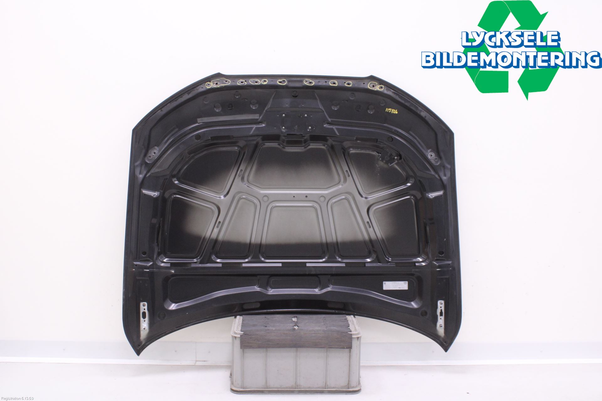 Audi A4 12-15 Huv Fram