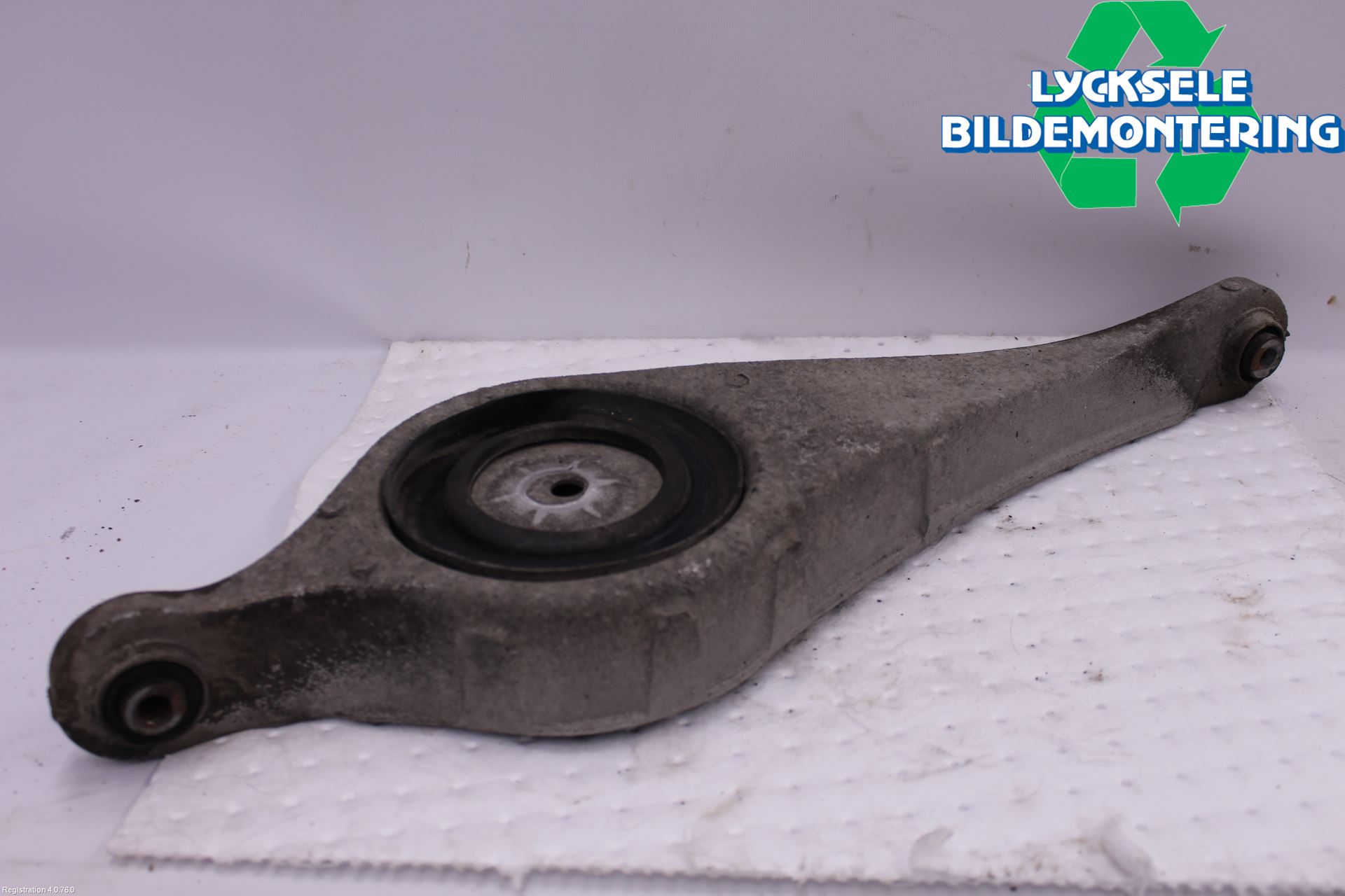 Volvo XC60 14-17 Bärarm Bak Höger