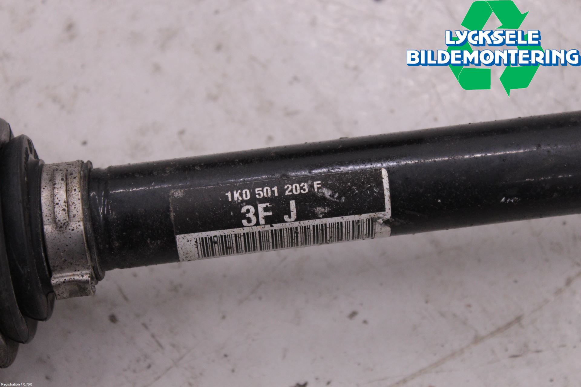 Audi Q3 8U 12-18 Drivaxel Bak Vänster