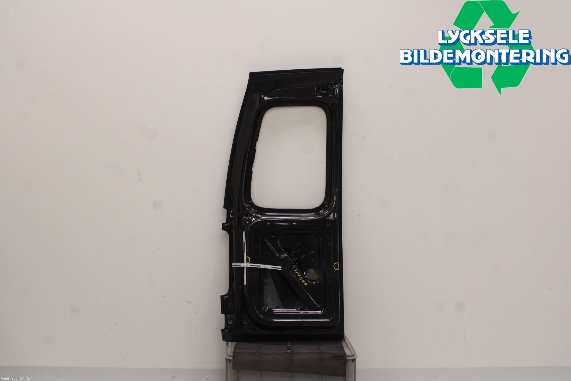 Volkswagen VW CADDY 16-20 Dörr Bak Van-Skåp Höger