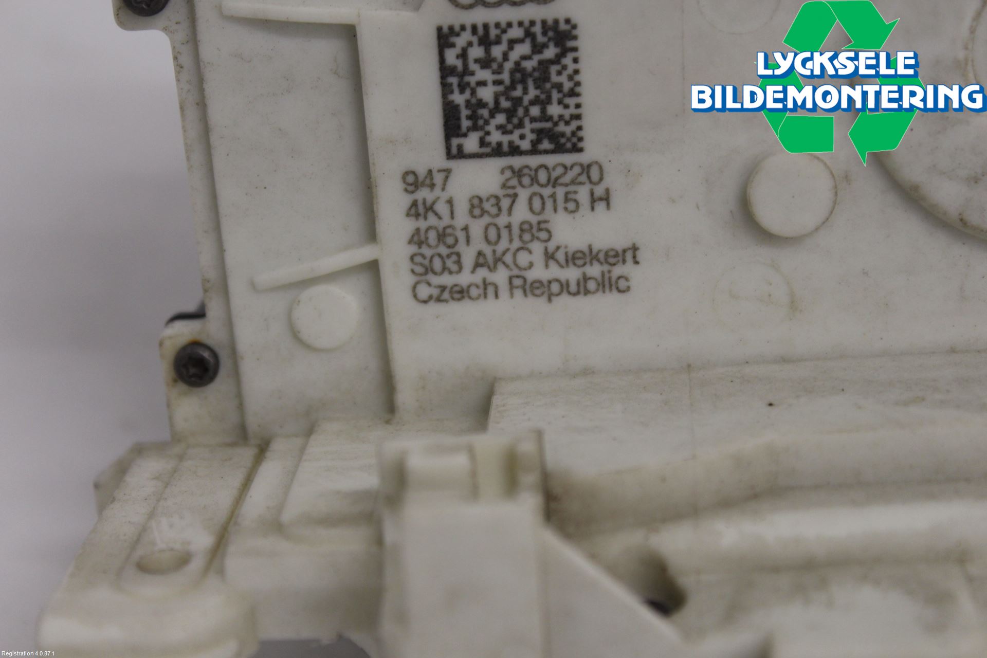 Audi A6 F2/C8 19- Låskista-Dörrlås