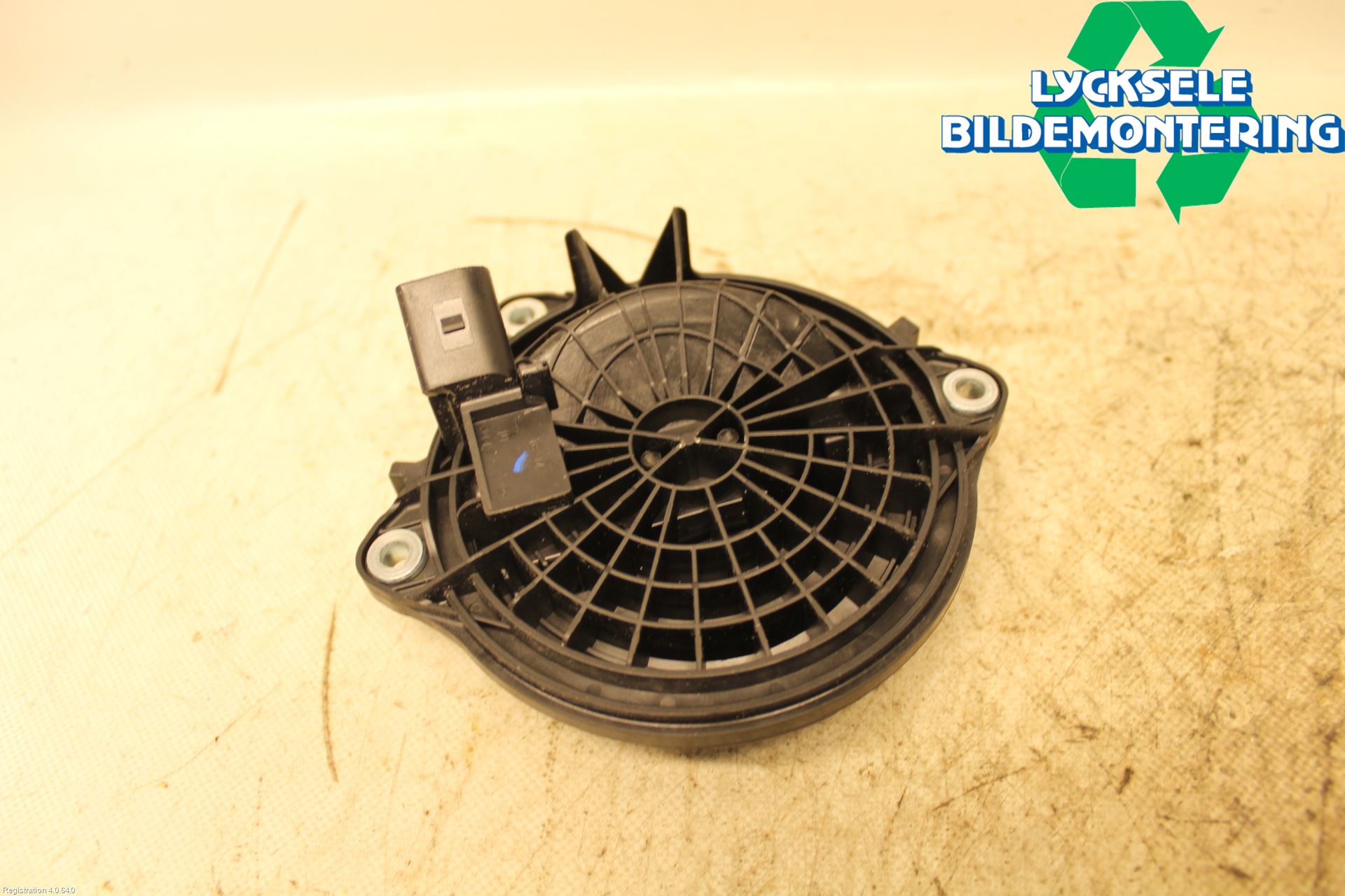 Volkswagen VW SCIROCCO 09-17 Bakluckehandtag