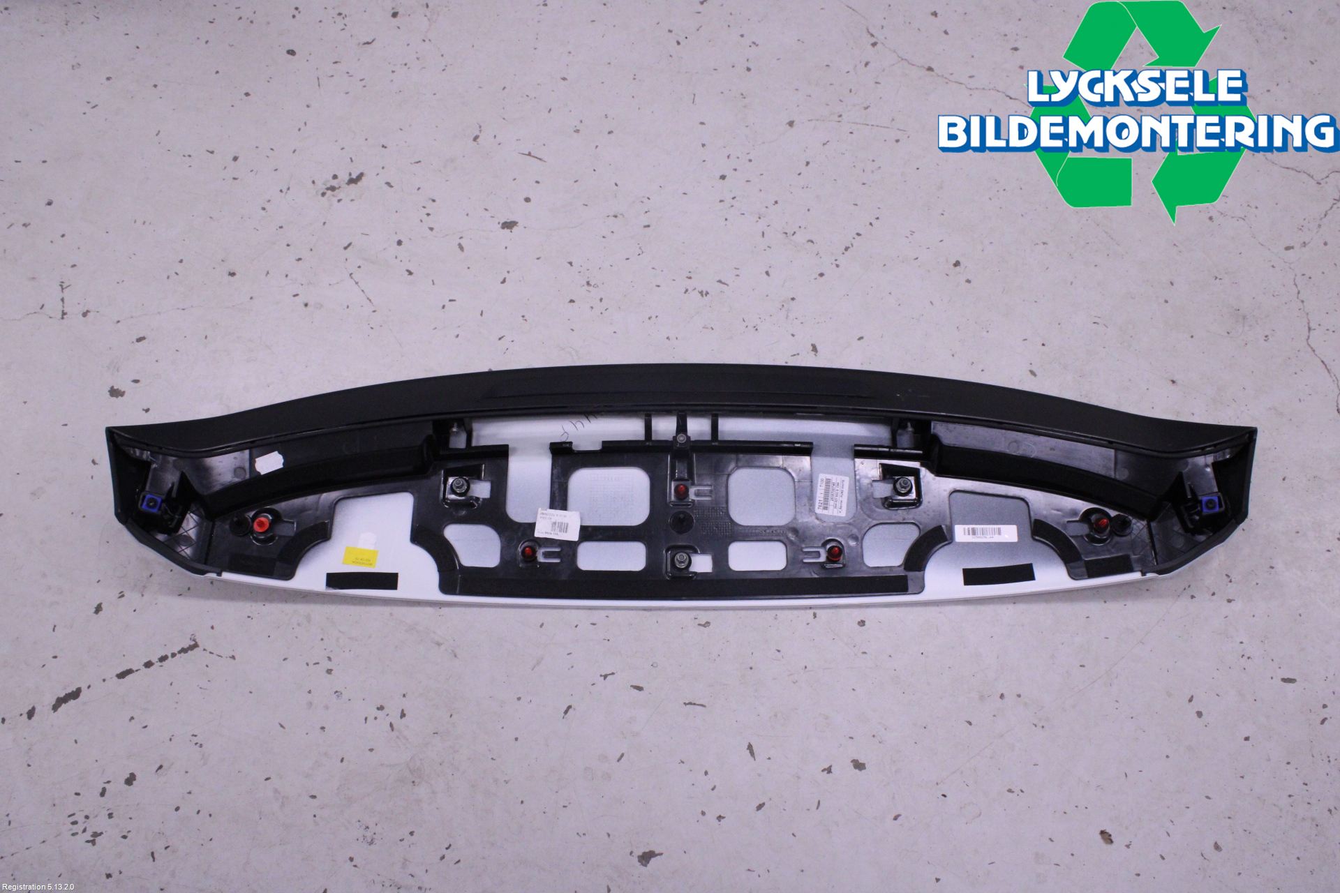Volkswagen VW T-ROC 18- Spoiler Baklucka