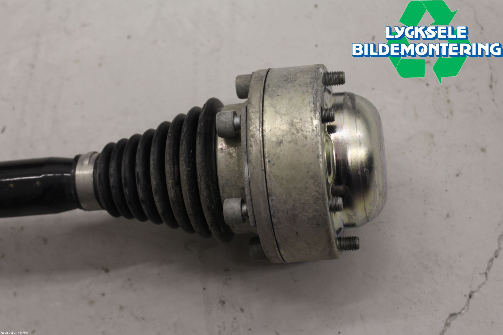 Audi A6 F2/C8 19- Drivaxel Bak Vänster