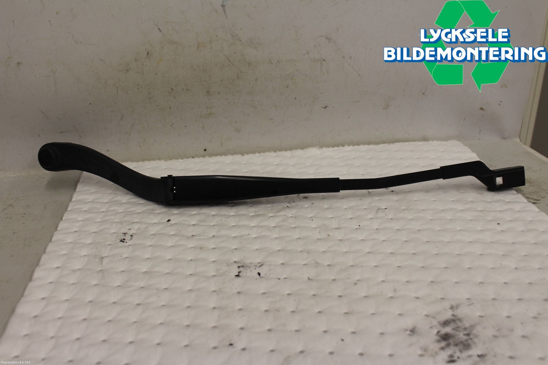 Mercedes-Benz MB C-KLASS (W204) 07-15 Torkararm Armar Vindruta