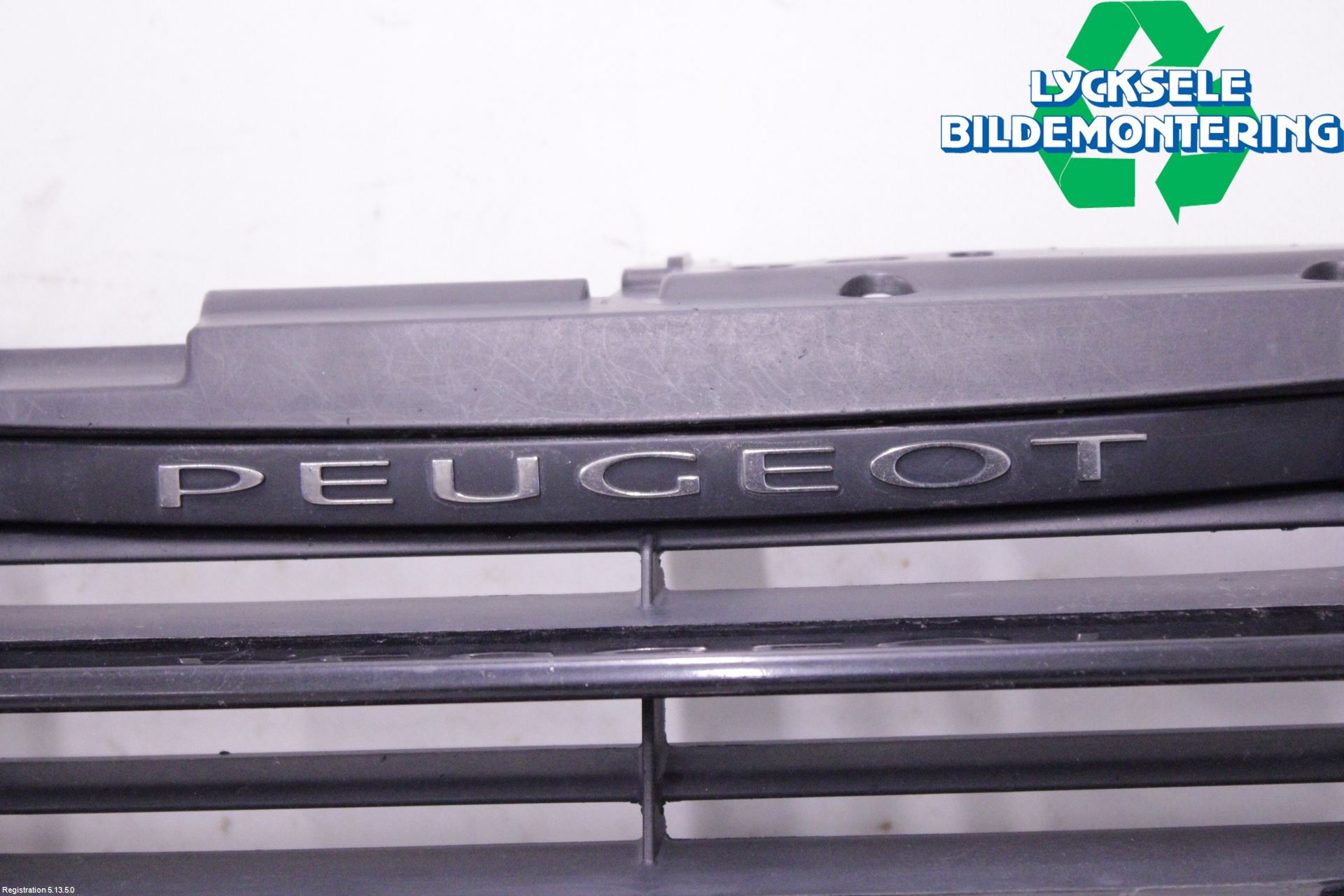 Peugeot 508 11-18 Grill Komp