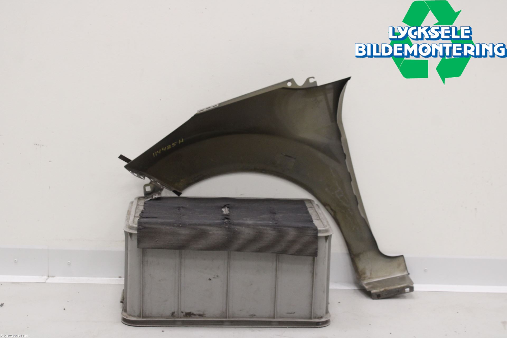 Ford FIESTA 13-17 Skärm Fram Höger