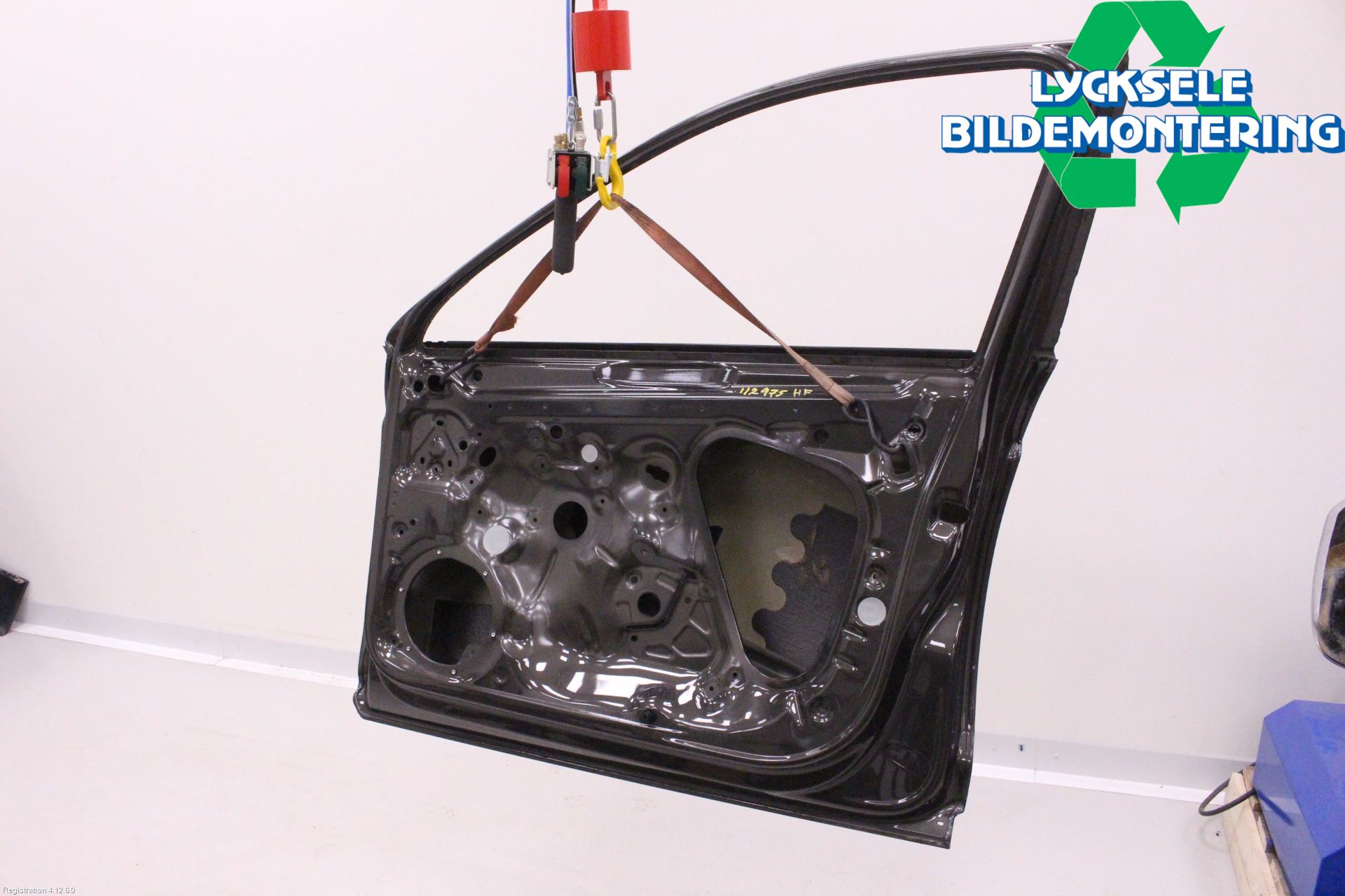 Volkswagen VW PASSAT 15-19 Dörr Fram Höger