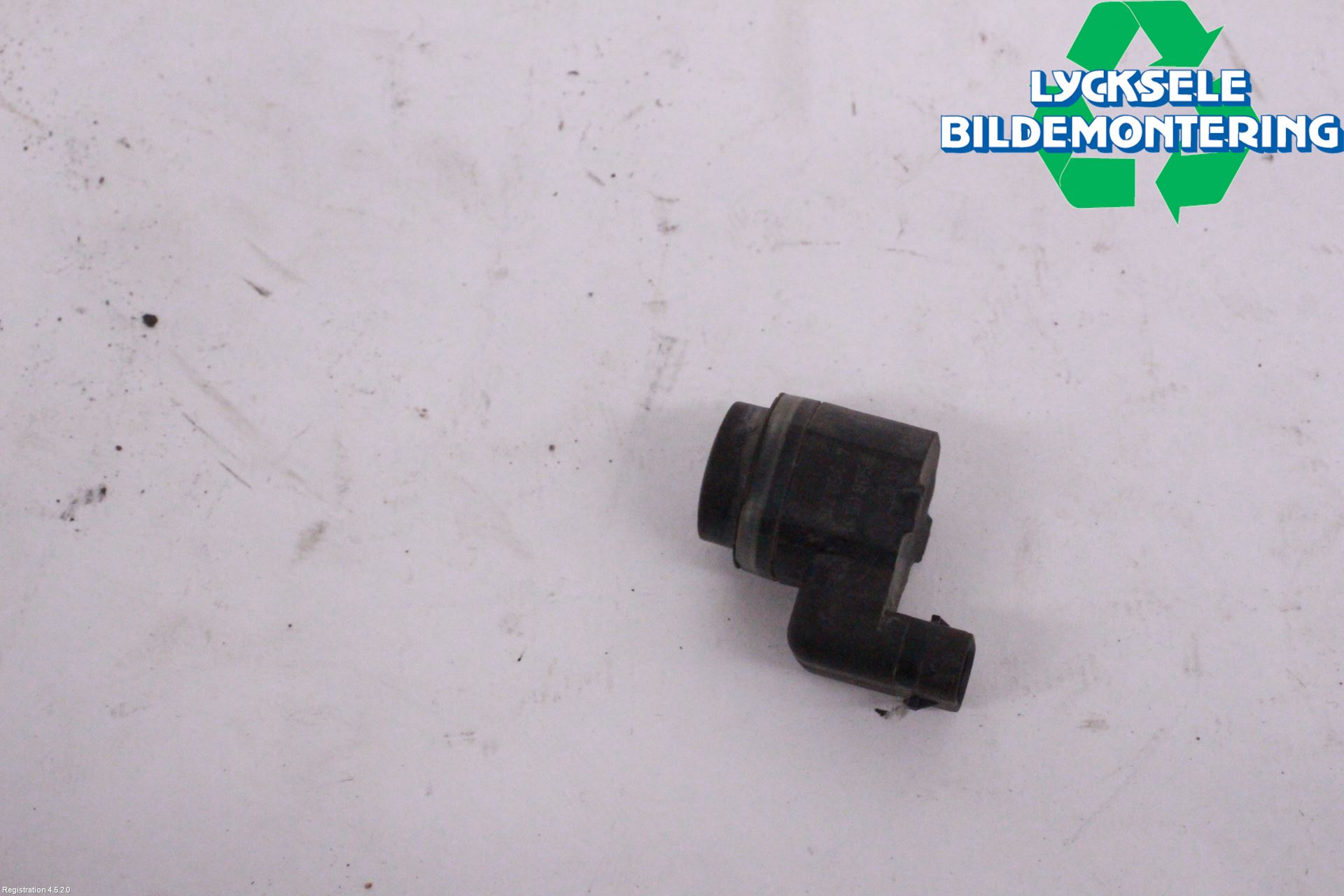 BMW 5 F10/F11/F18 09-17 Parkeringshjälp Frontsensor