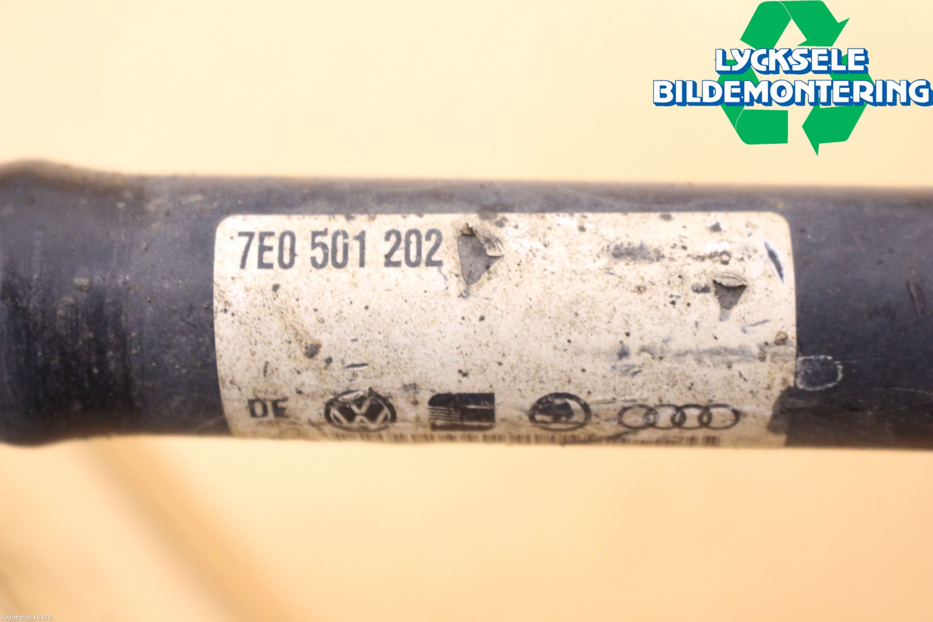 Volkswagen VW TRANSP/CARAVELLE (T5) 04-15 Drivaxel Bak Höger