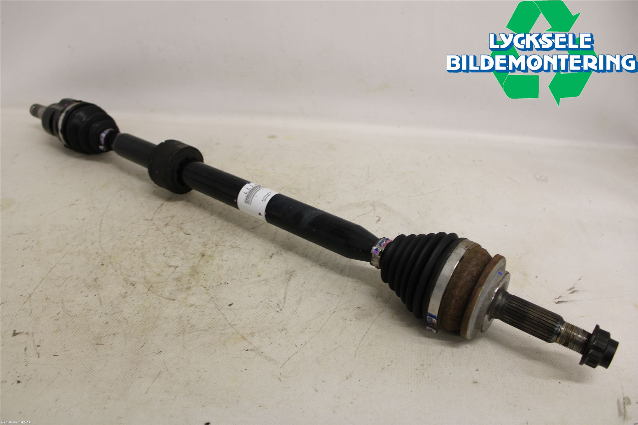 Toyota VERSO 09-18 Drivaxel Fram Höger