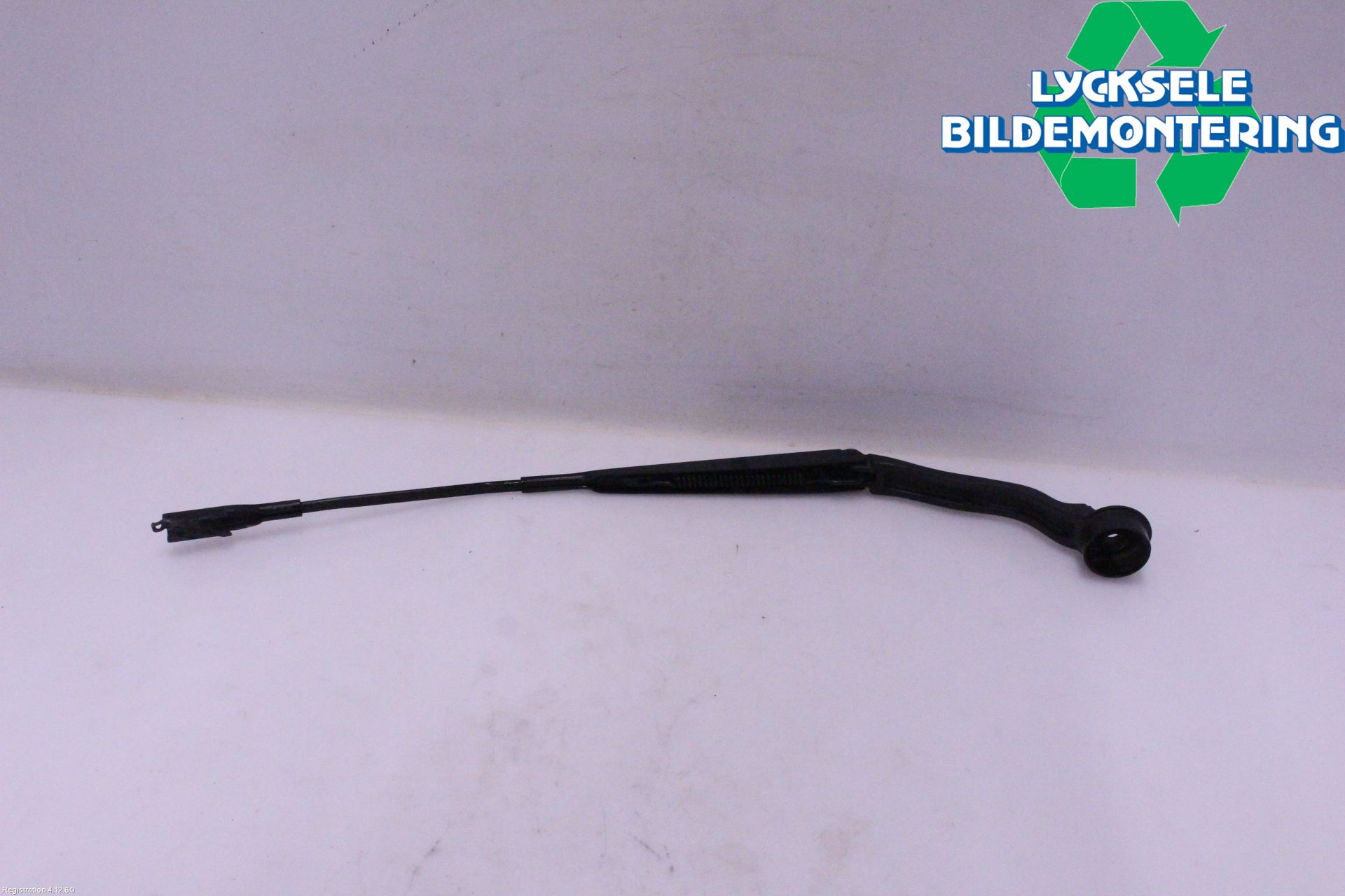 Ford KUGA 17-19 Torkararm Armar Vindruta