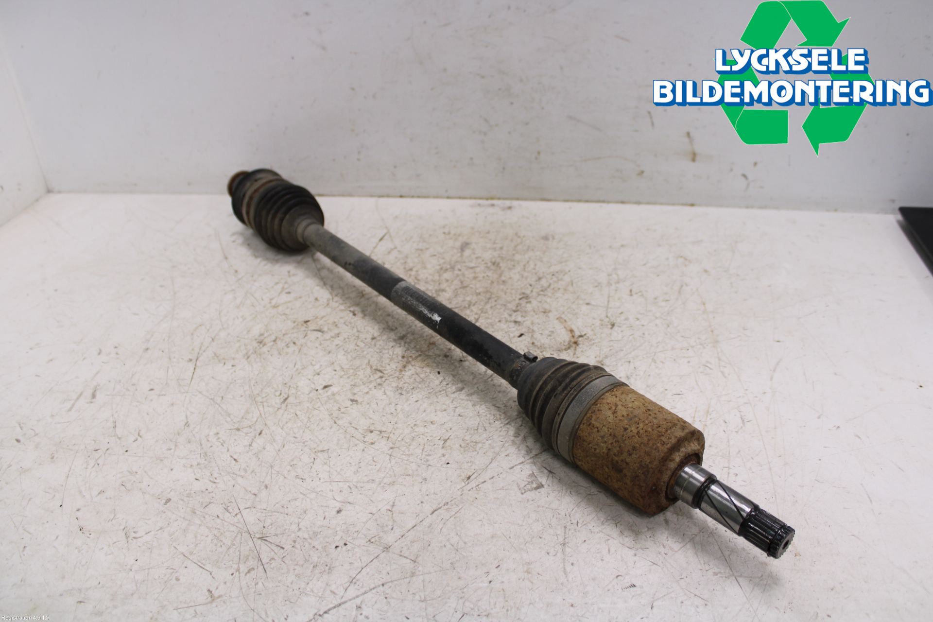 Volvo XC60 14-17 Drivaxel Bak Höger