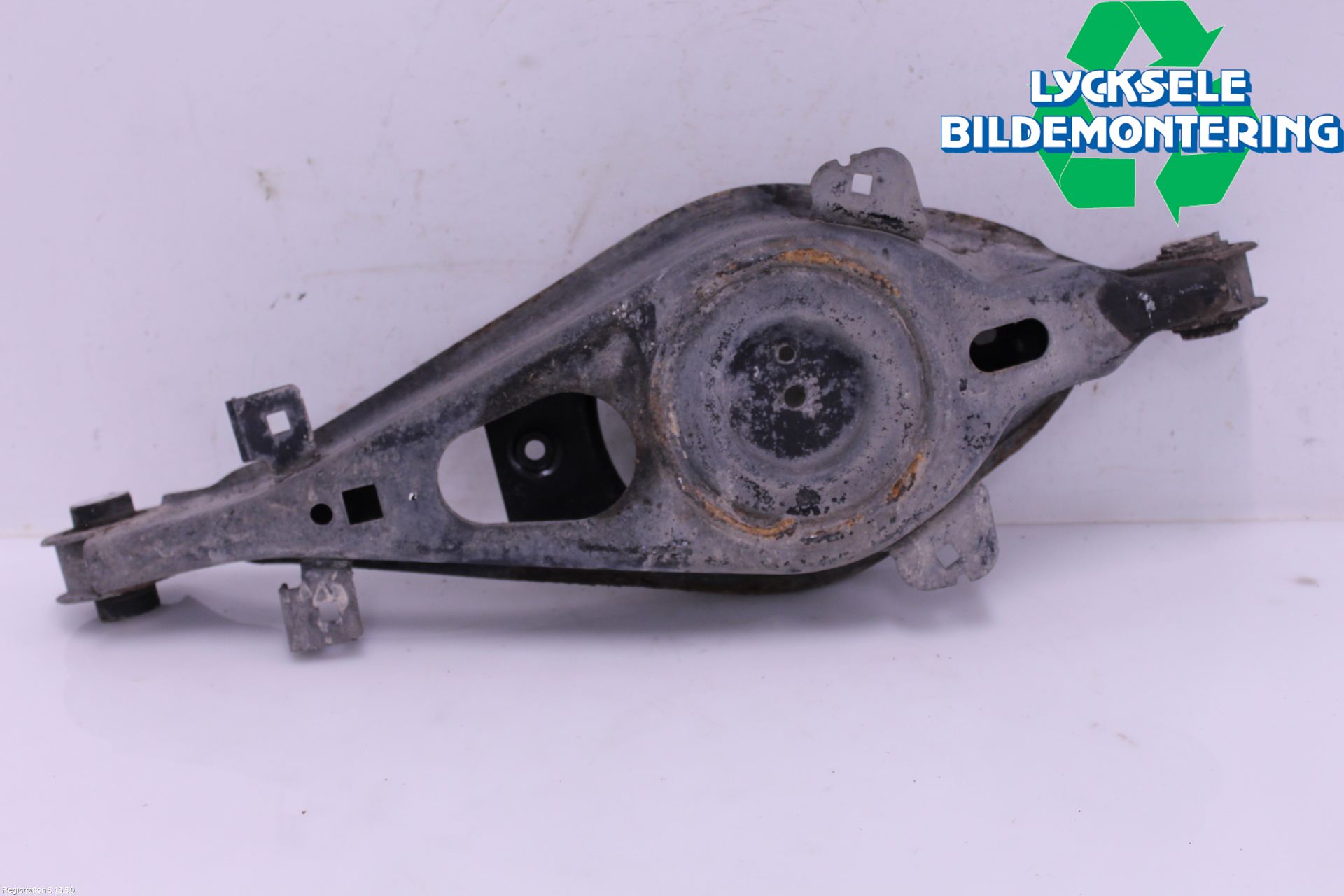 Ford FOCUS 19- Bärarm Bak Vänster