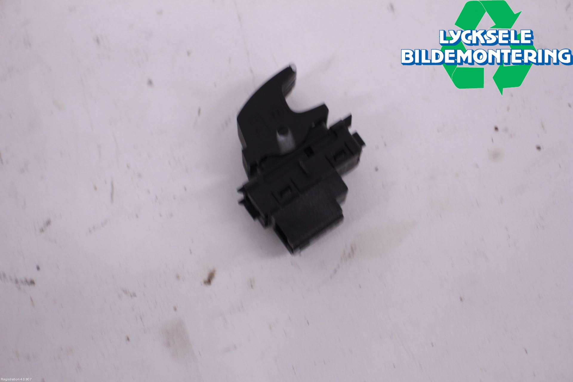 Volkswagen VW PASSAT 20-24 Strömställare Elhiss