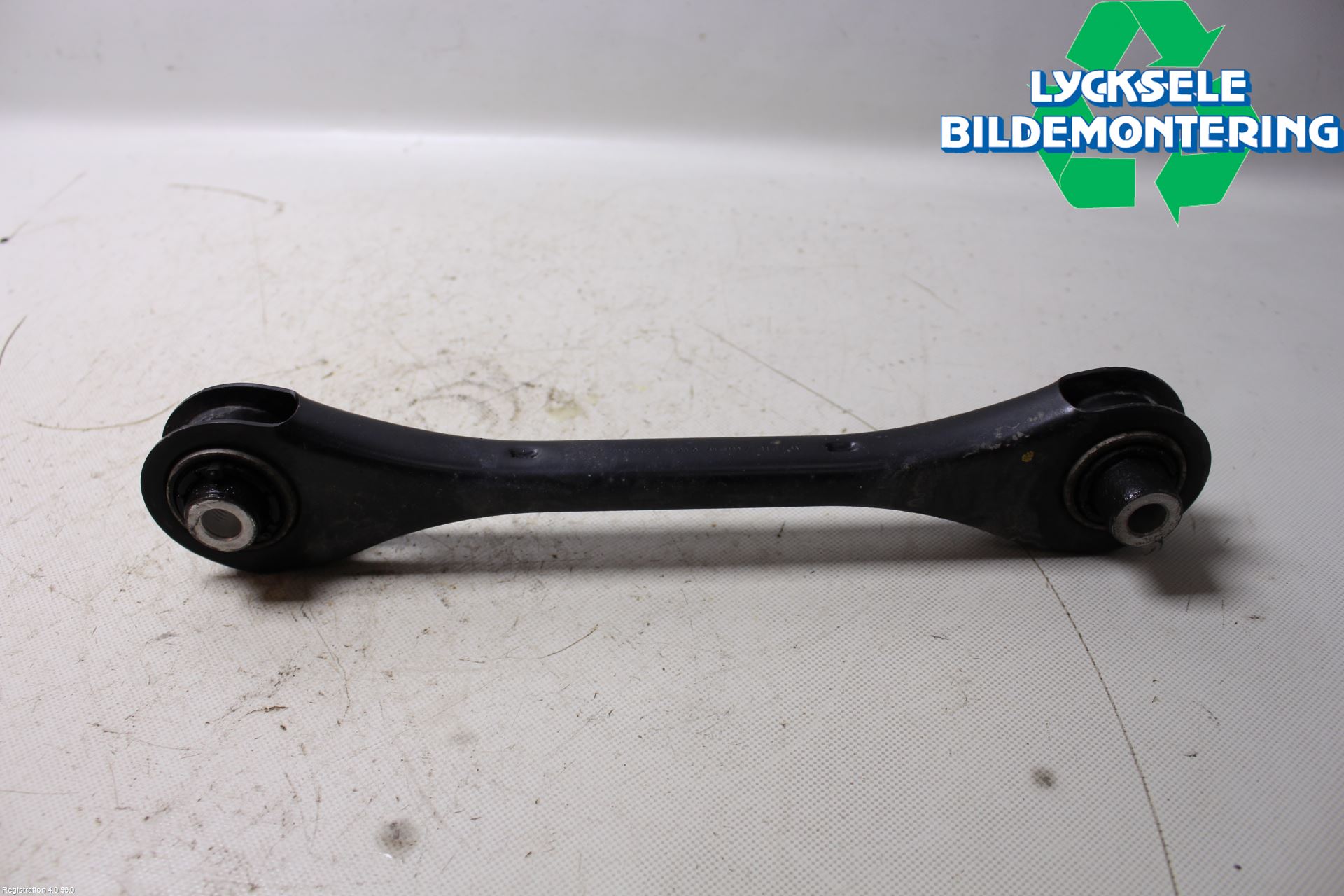 Volkswagen VW TIGUAN 16-24 Bärarm Bak Vänster