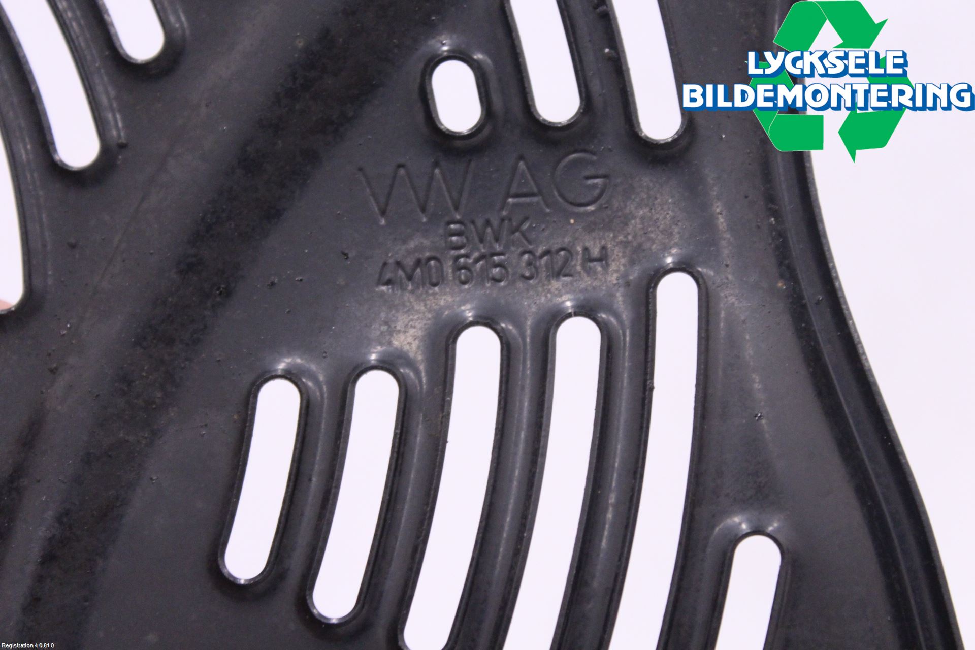 Volkswagen VW TOUAREG CR 18- Bromssköld Fram