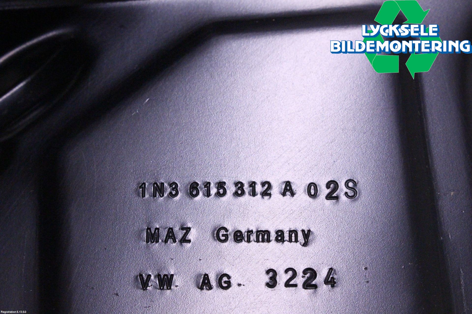 Volkswagen VW ID.5 22- Bromssköld Fram