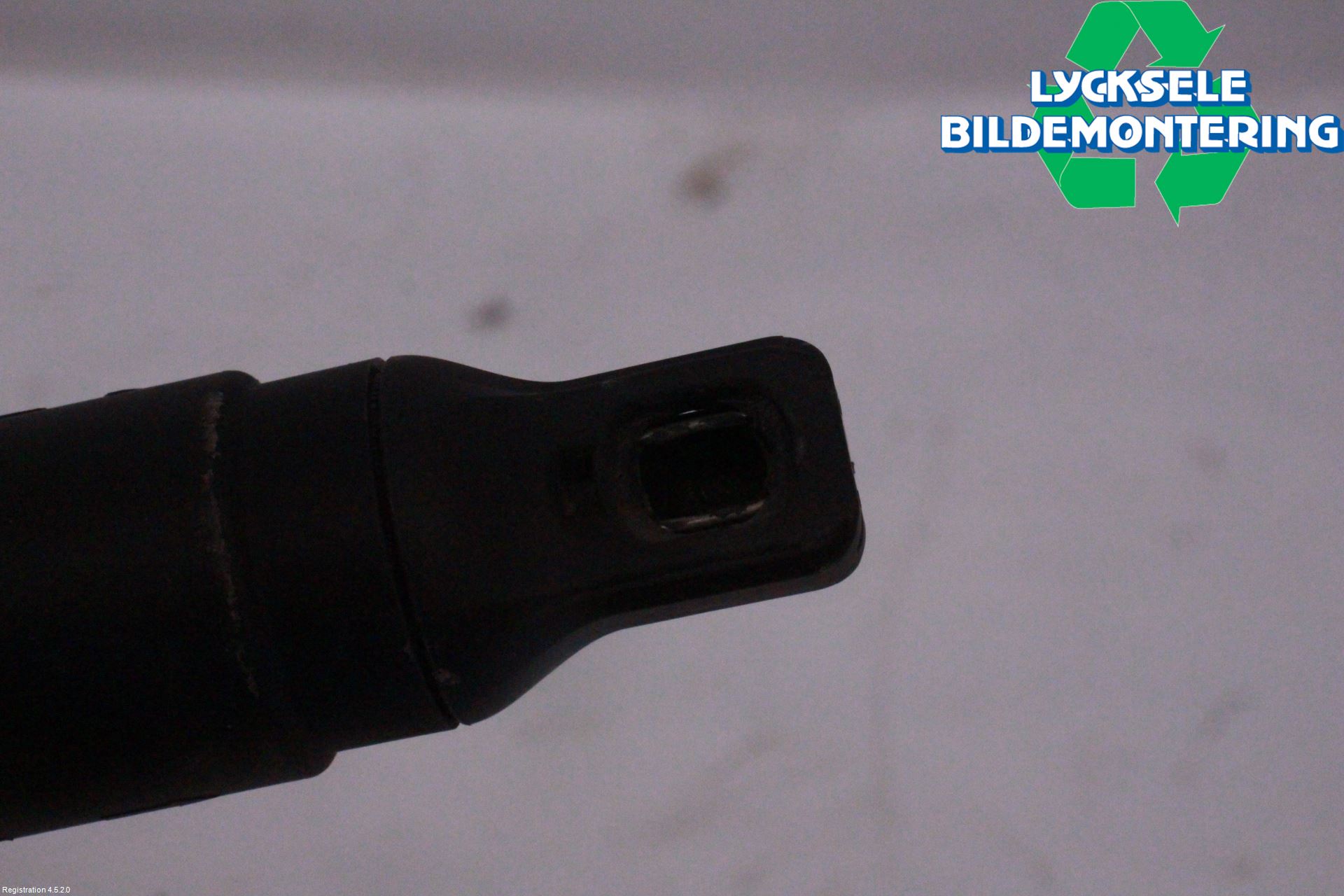 Skoda SUPERB 16-24 Gasfjäder Baklucka