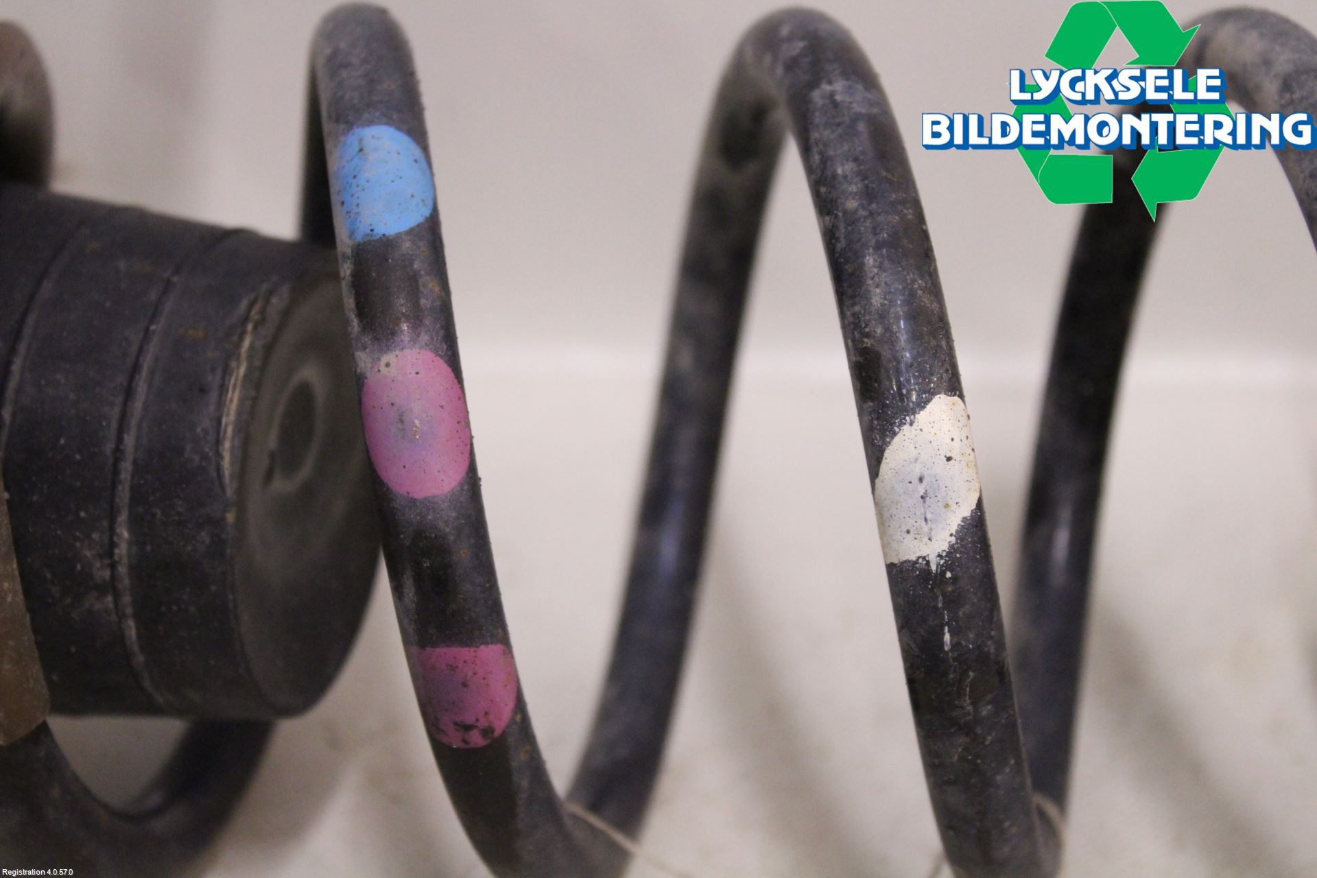 Peugeot PARTNER 08-15 Fjäder Bak